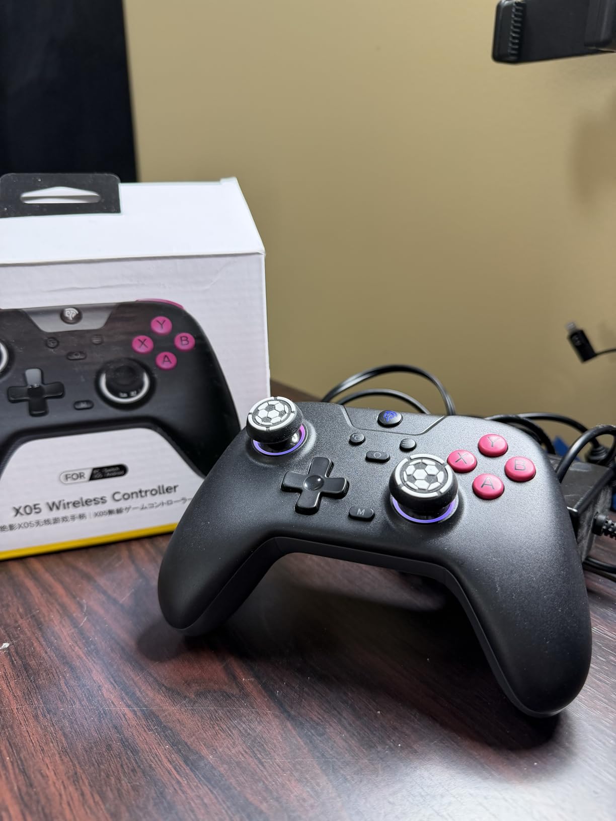 EasySMX X05 2.4g Wireless Gaming Controller for PC/Steam/iPhone/Android/Switch - Bluetooth Controller Gamepad with Hall Effect, RGB Lights and Turbo, Anti-Drift Controller customer photo 2