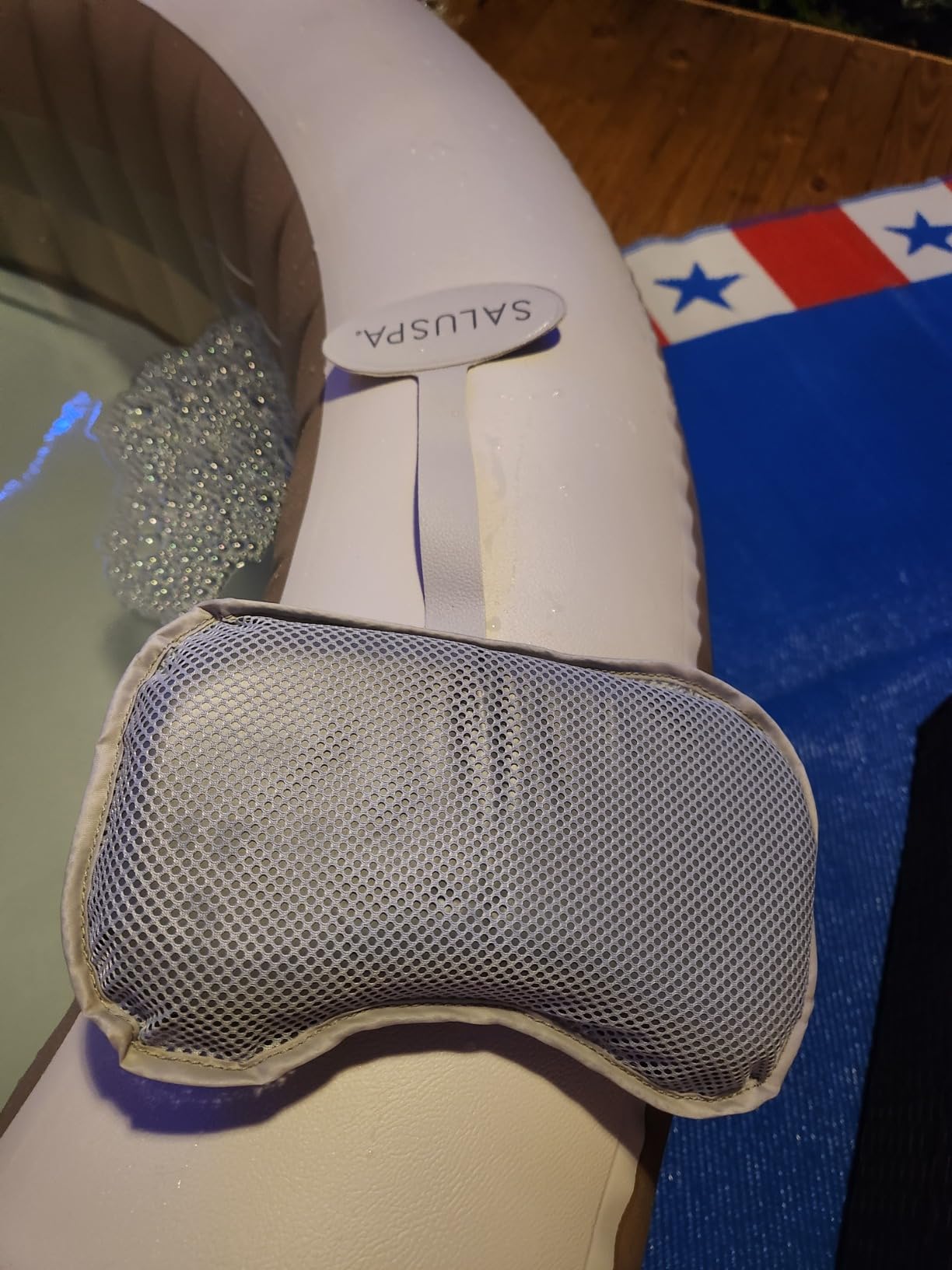 INTEX 28425EH PureSpa Bubble Massage Spa Set Outdoor Inflatable Portable Hot Tub, Includes Energy Efficient Spa Cover, Saltwater System Ready, 4 Person, 77in x 28in customer photo 1