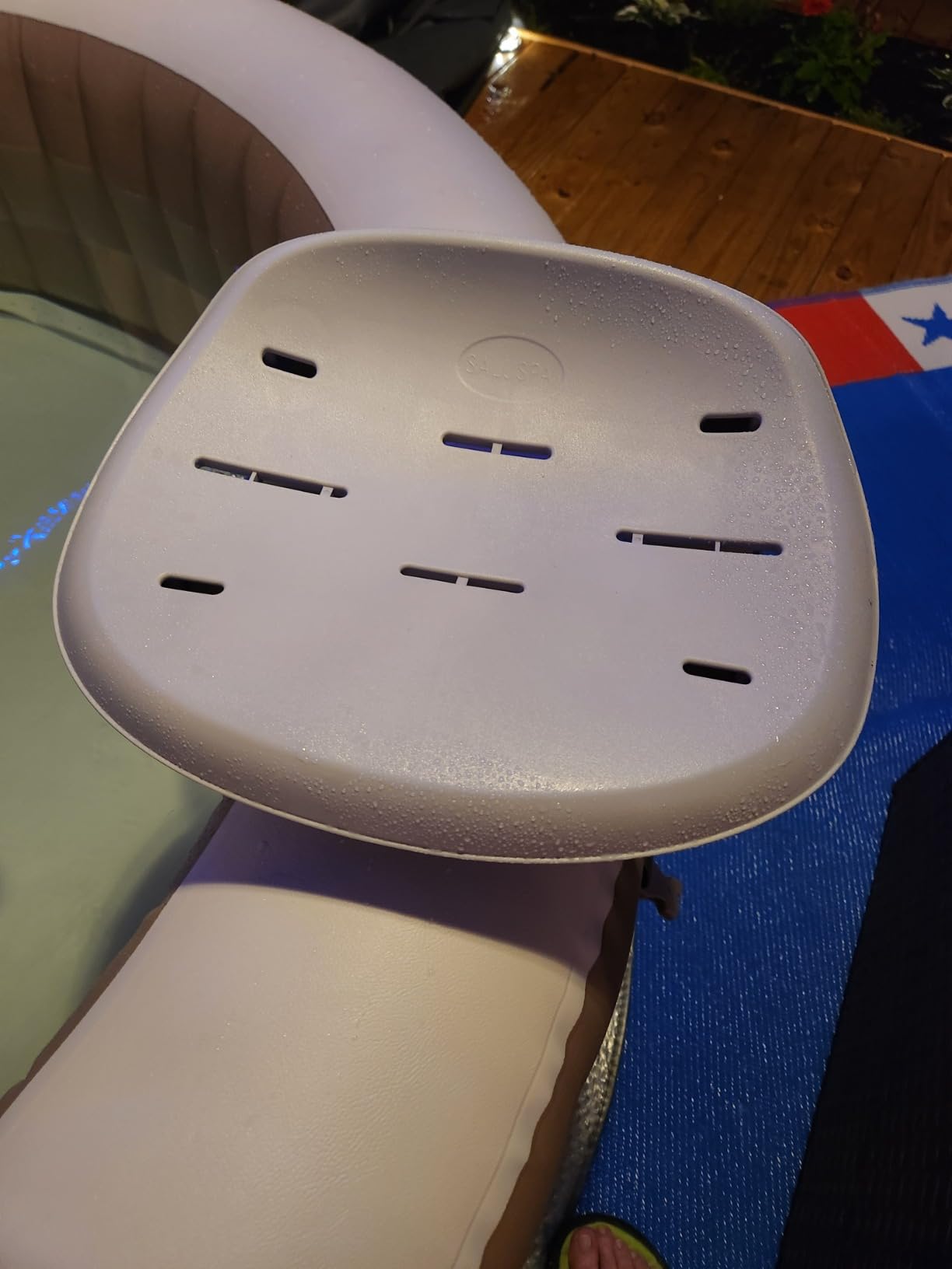 INTEX 28427EH PureSpa Bubble Massage Spa Set Outdoor Inflatable Portable Hot Tub, Includes Energy Efficient Spa Cover, Saltwater System Ready, 6 Person, 85in x 28in customer photo 1