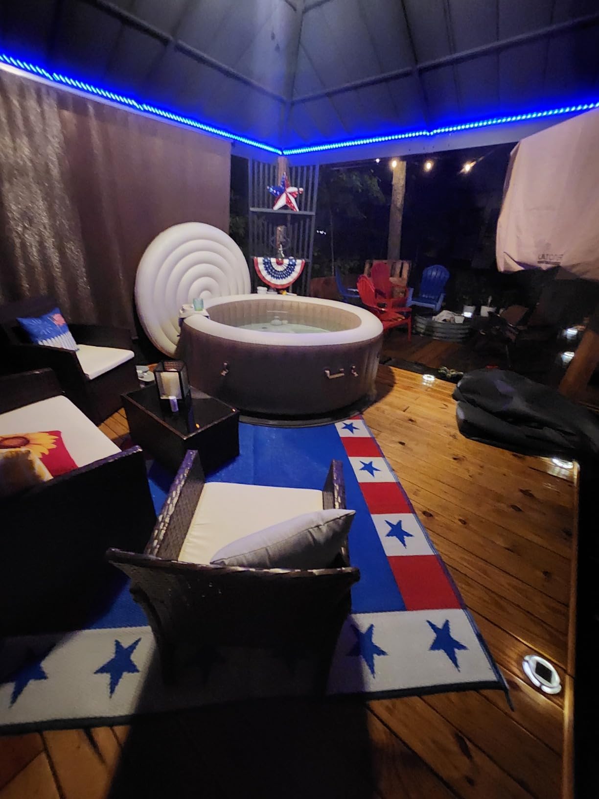 INTEX 28427EH PureSpa Bubble Massage Spa Set Outdoor Inflatable Portable Hot Tub, Includes Energy Efficient Spa Cover, Saltwater System Ready, 6 Person, 85in x 28in customer photo 2