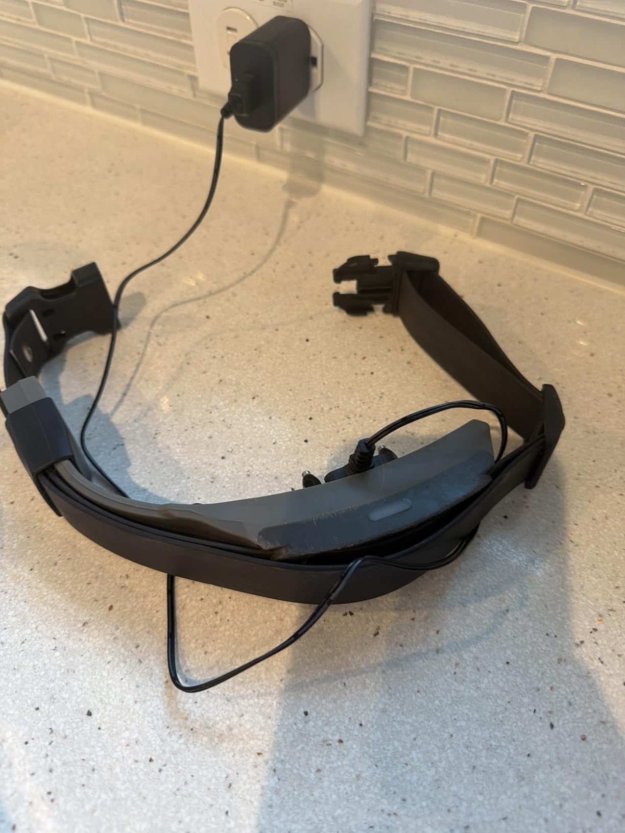 PetSafe Guardian GPS Dog Fence - Advanced AccuGuard Technology - Wireless Virtual Fence - No Subscription Required - Waterproof Collar with Long Lasting Battery - Easy to Set Up customer photo 2