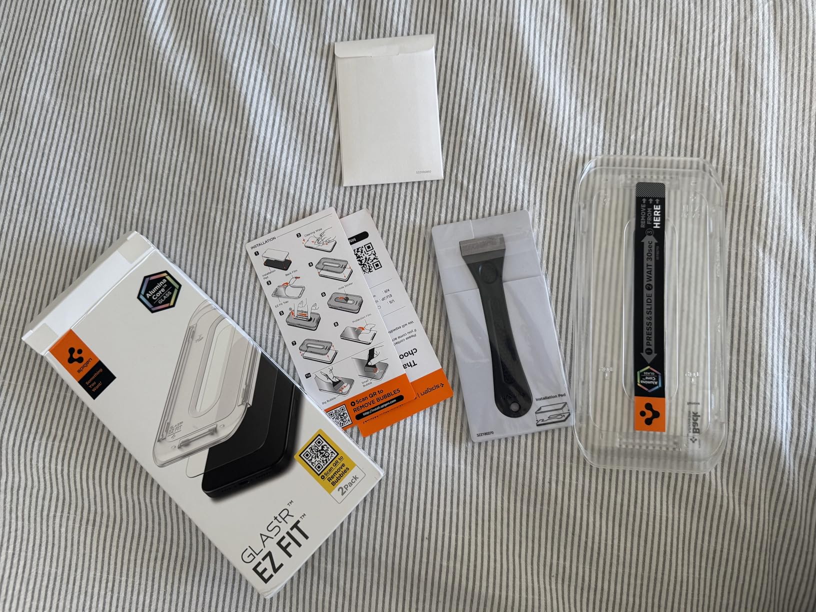 Spigen AluminaCore Tempered Glass Screen Protector [Glas.tR EZ Fit] designed for iPhone 17 Pro | iPhone 17 | iPhone 16 Pro [2 Pack] 9H+ Hardness, Aluminum-Enhanced Durability customer photo 2