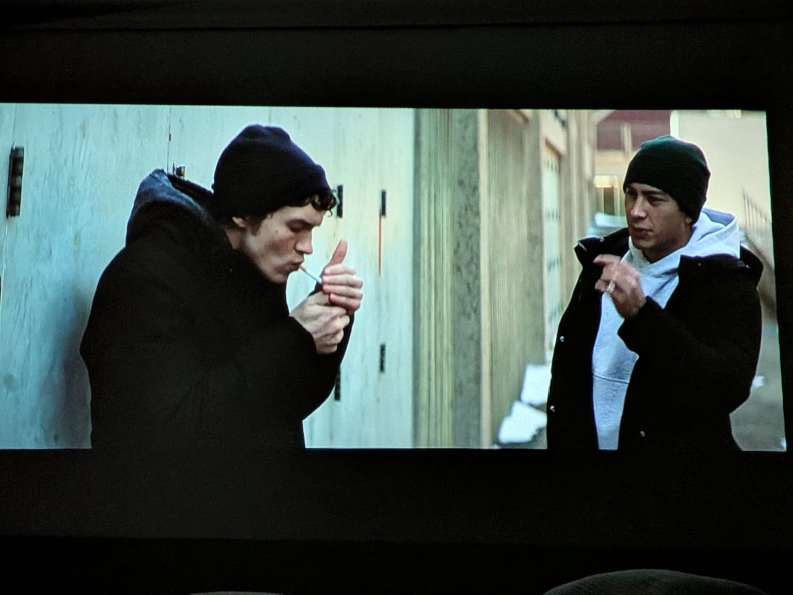 XGIMI MoGo 3 Pro NEW Portable Projector, Google TV with Licensed Netflix, Build-in Adjustable Stand, Mini Projector Supports Power Banks, 450 ISO Lumens, ISA 2.0, 2 x 5W Harman Kardon customer photo 1