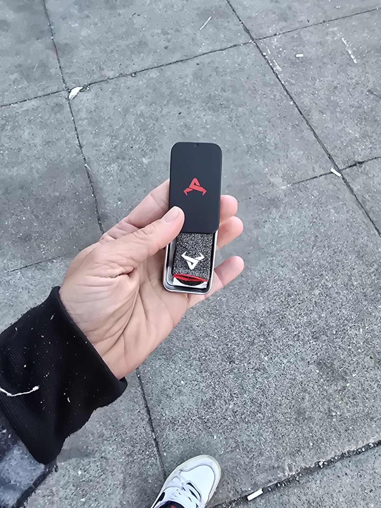 6 Pack Finger Sleeves for Gaming,Thumb Sleeves for Mobile Gaming,Anti Sweat,Ultra Thin,0.15mm Silver Fiber,Suitable for Most Gamers,Gaming Finger Gloves for PUBG COD Dedales Gamer,Covers customer photo 1