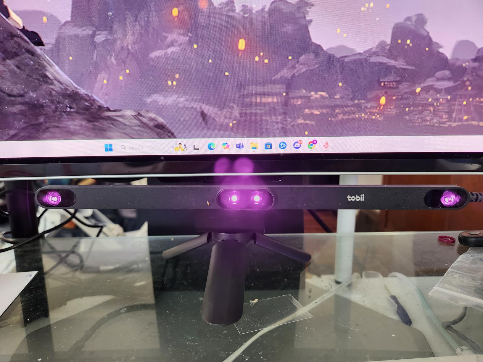 Tobii Eye Tracker Tripod Bracket customer photo 2