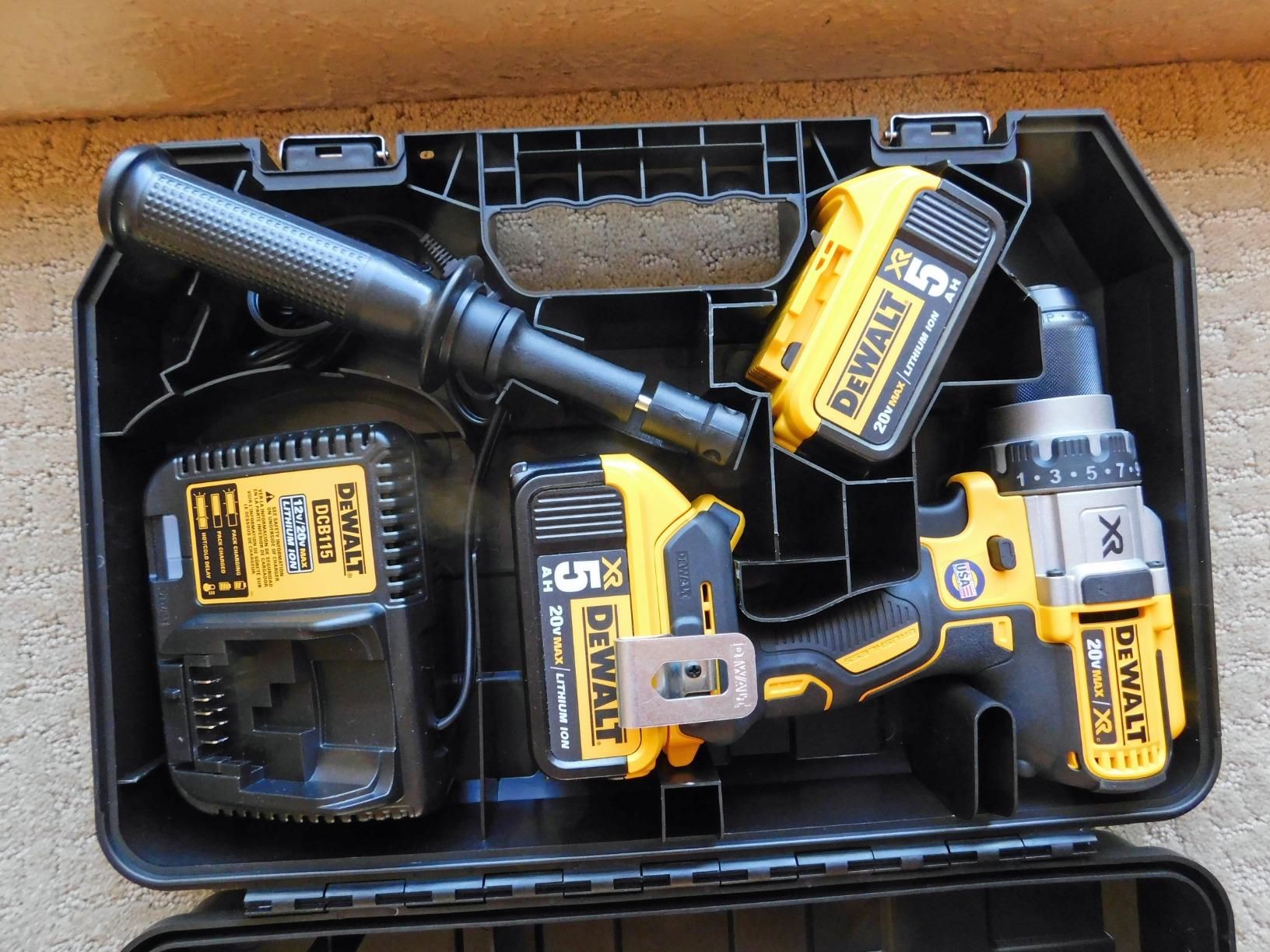 20V MAX XR 1/2 Inch Cordless Hammer Drill Kit with 8AH Battery and Charger (DCD1007WW1) customer photo 1