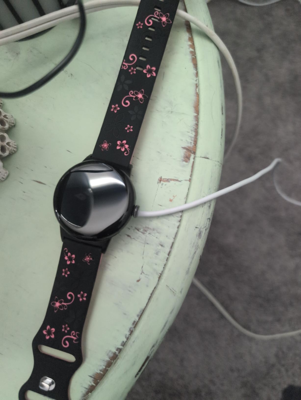 Pixel Watch 3 (41mm) 2024 Model - Android Smartwatch, Heart Rate Tracking, Fitbit Advanced Running, Fitness Insights, 24-Hour Battery - Polished Silver Aluminum Case - Porcelain Band - Wi-Fi customer photo 2