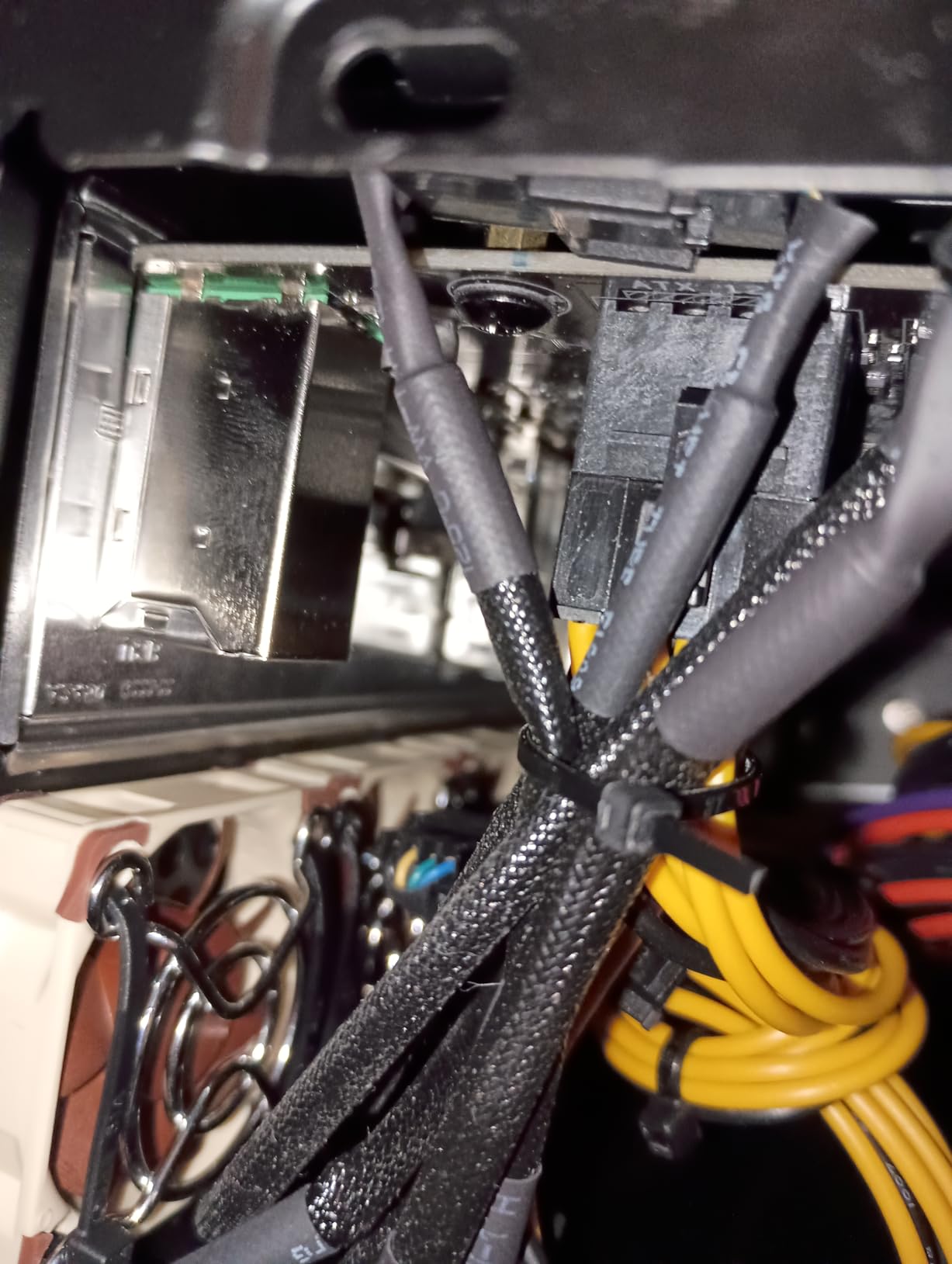 80mm Fan Grill Guard, 2 Pack CPU Case Fan Grill Protector Guard, Prevents Cable Damage for 40x40mm Fans Protective Cover DIY, PC Computer Case Fans, Exhaust Fans (Silver) customer photo 1