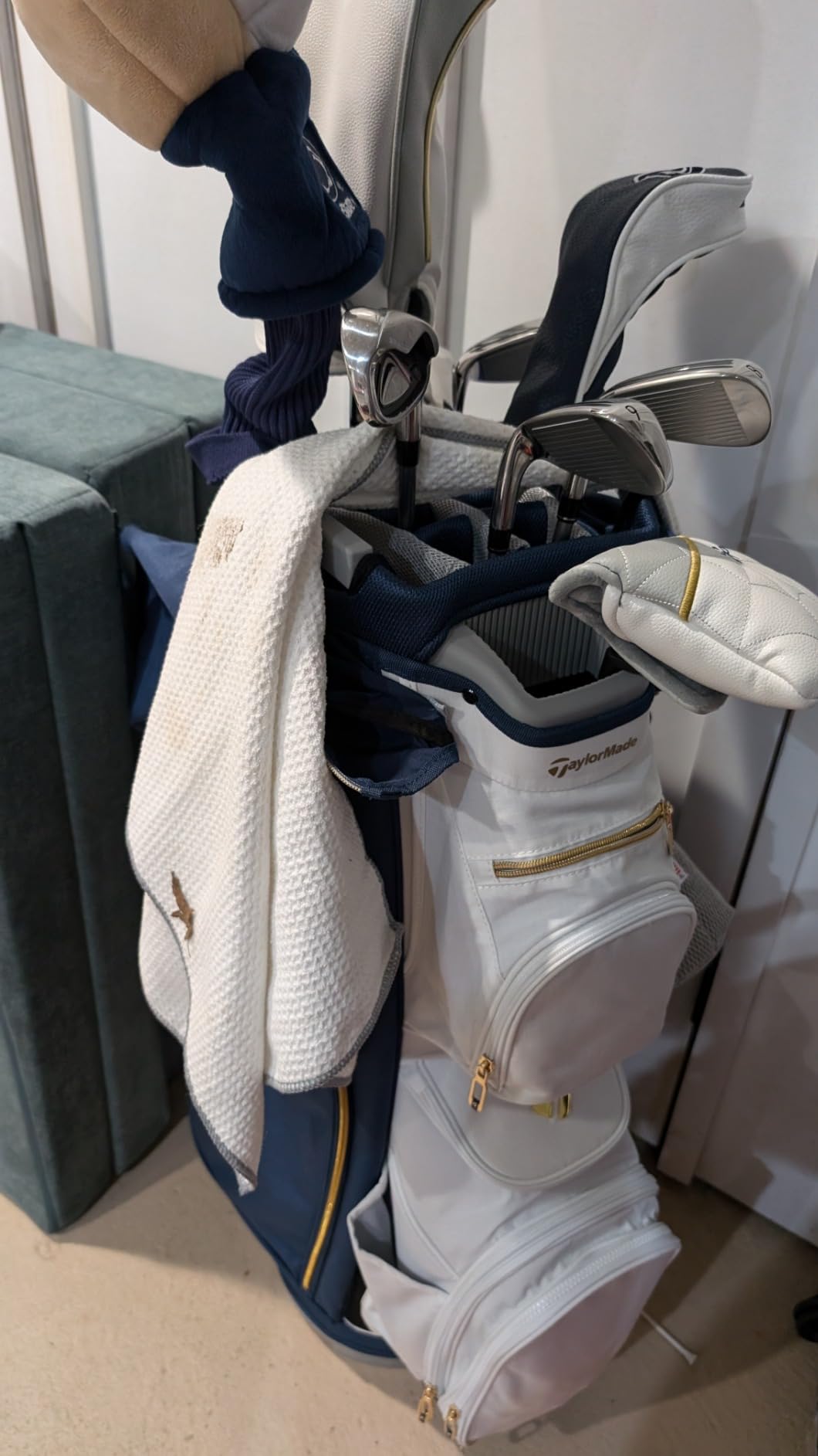 TaylorMade Golf Kalea Gold Womens Complete Set customer photo 2