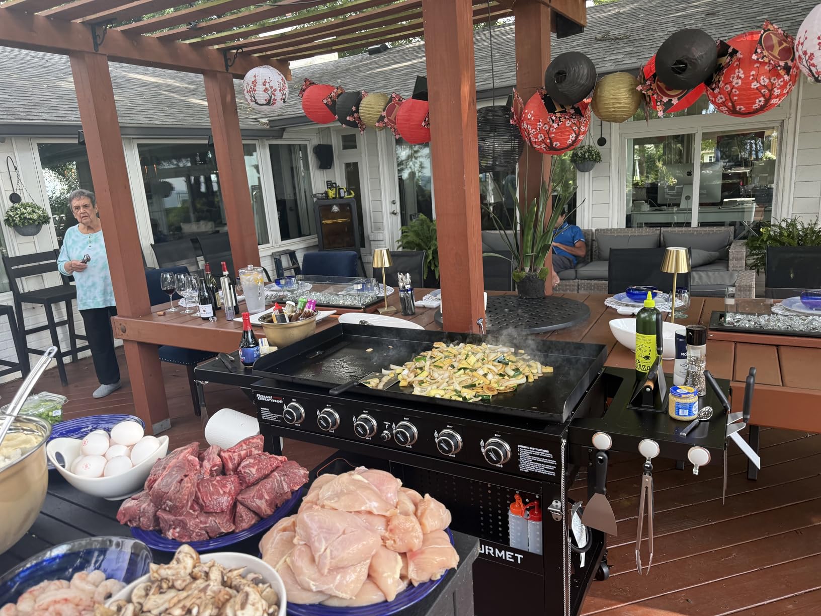 Royal Gourmet GB6000 6 Burner Propane Gas Griddle with Folding Side Tables, 44-Inch Flat Top Grill with Double-Layer Bottom Shelves for Outdoor Party or Backyard Barbecue, Black customer photo 2