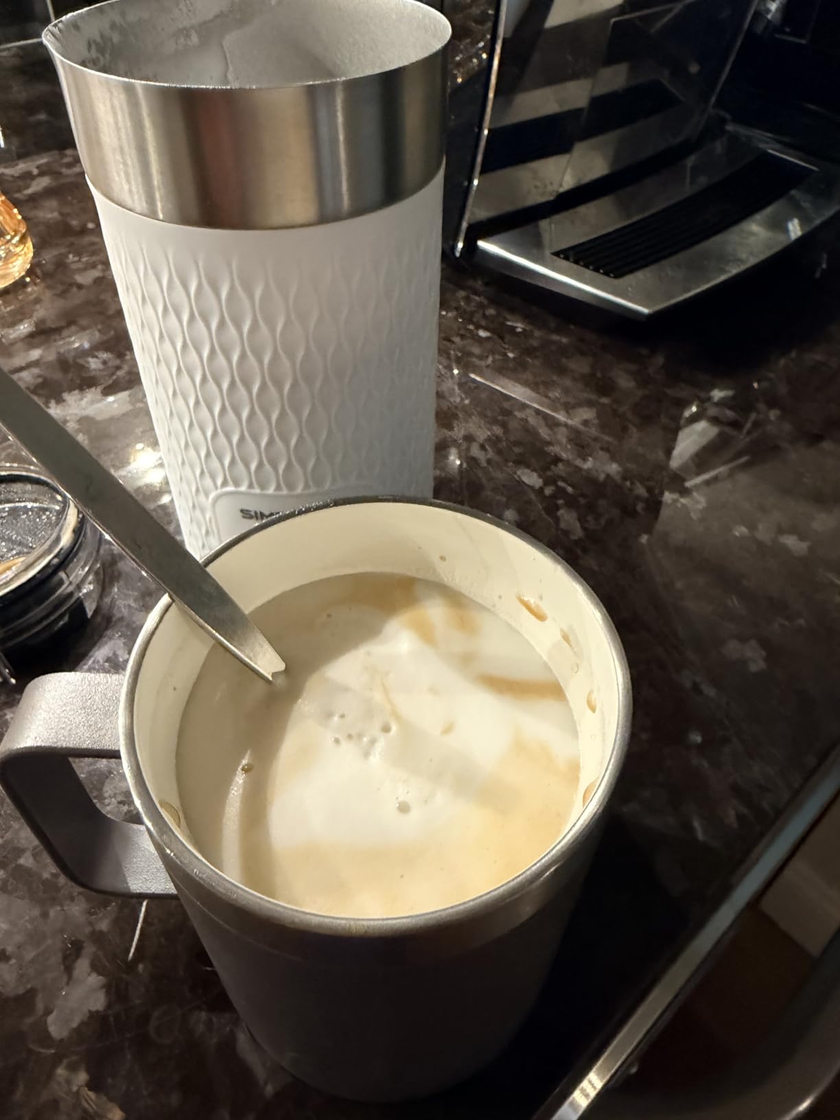 SIMPLETASTE Milk Frother, 4-in-1 Electric Milk Steamer, Automatic Warm and Cold Foam Maker and Milk Warmer for Latte, Cappuccinos, Macchiato, Hot Chocolate customer photo 1