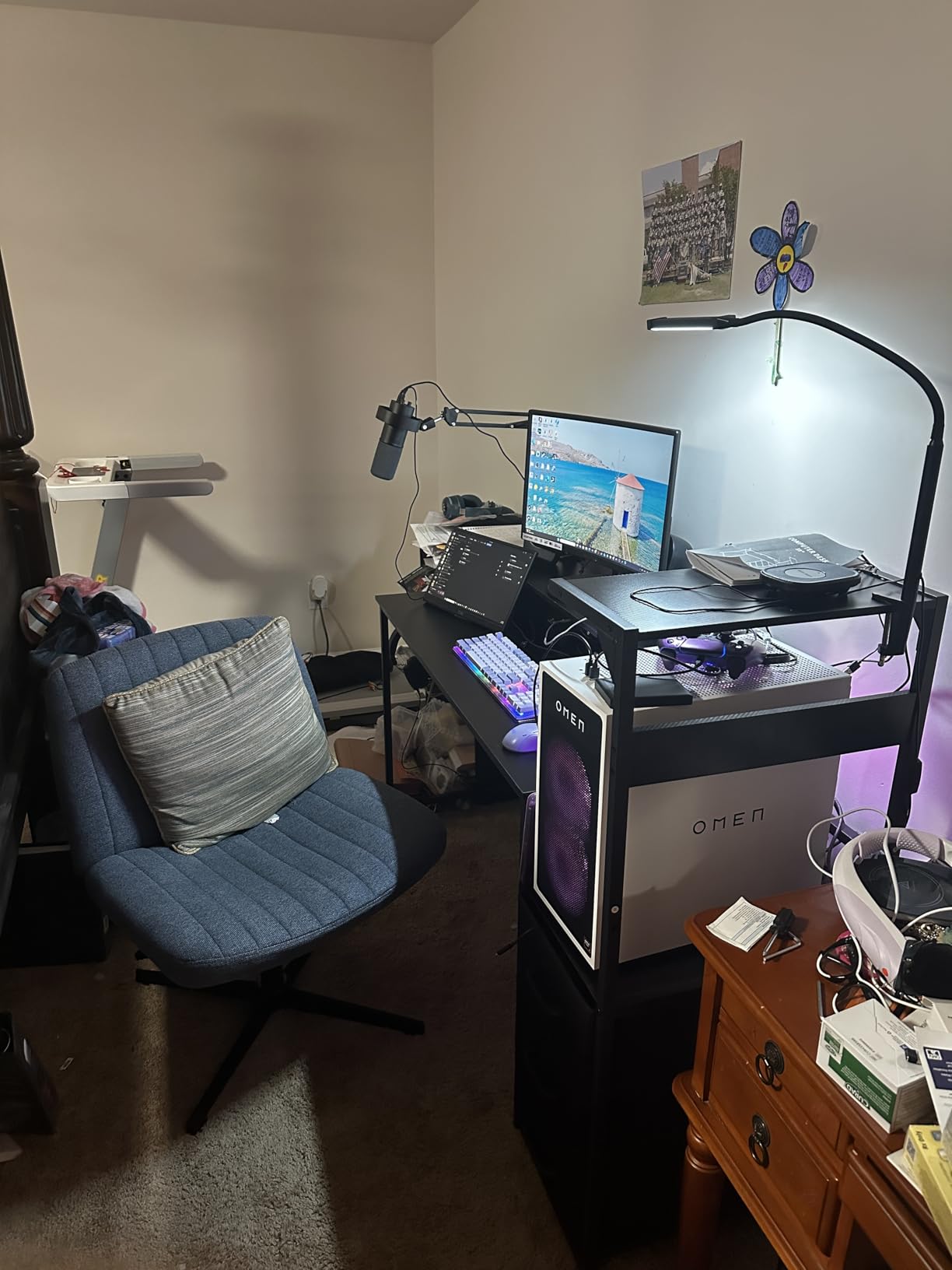 AODK 59 Inch Gaming Desk with USB Charging Ports & LED Light- Reversible Computer Desk with Storage Shelves & Monitor Stand, Modern Gamer Desk Table with Fabric Drawers & Side Hook, Carbon Fiber Black customer photo 1