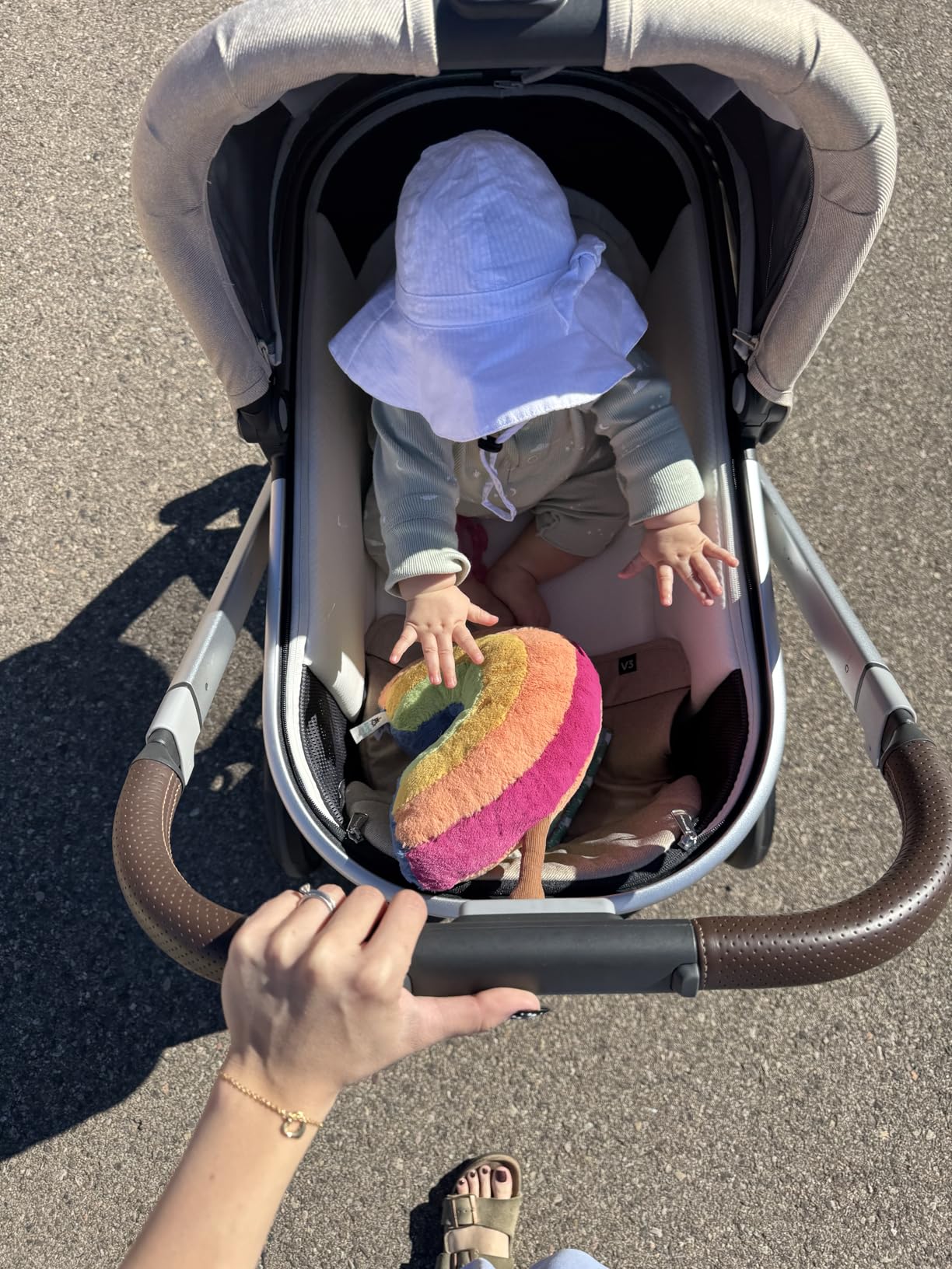 UPPAbaby Vista V3 Convertible Single-to-Double Stroller for Baby & Toddler, 30+ Configurations, Car Seat Compatible, All-Wheel Suspension, XL Basket - Kenzi (Mystic Aqua/Carbon Frame) customer photo 2