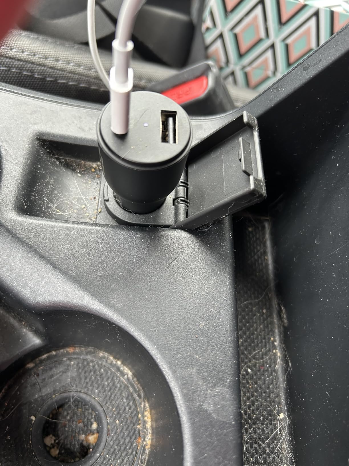 Fast-Charging Car Charger, Dual-Port, 1 USBC+1 USB-A, 48W, Black customer photo 1