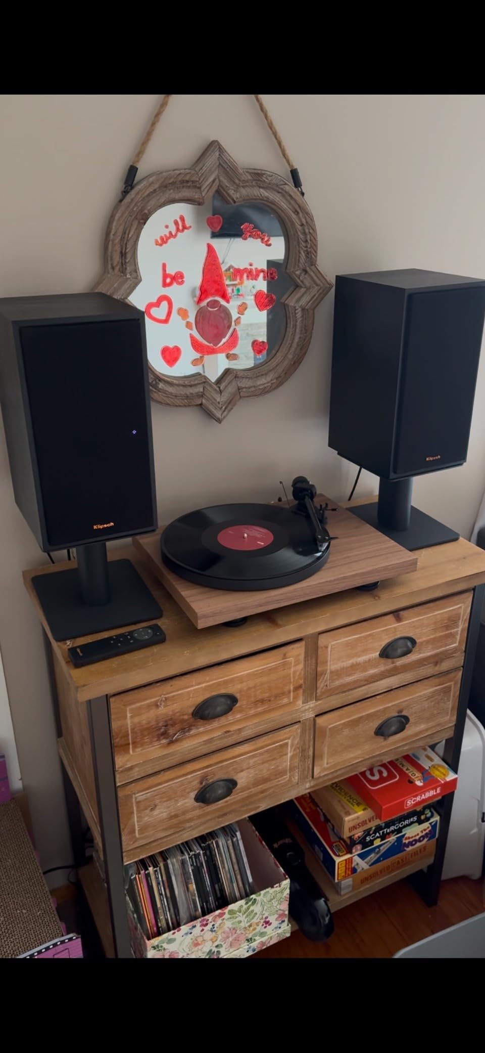 Pro-Ject Debut EVO 2, Next Generation Audiophile Turntable with Carbon Fiber tonearm, Electronic Speed Selection and pre-Mounted Pick it MM EVO Cartridge, Made in Europe (Black Satin) customer photo 1