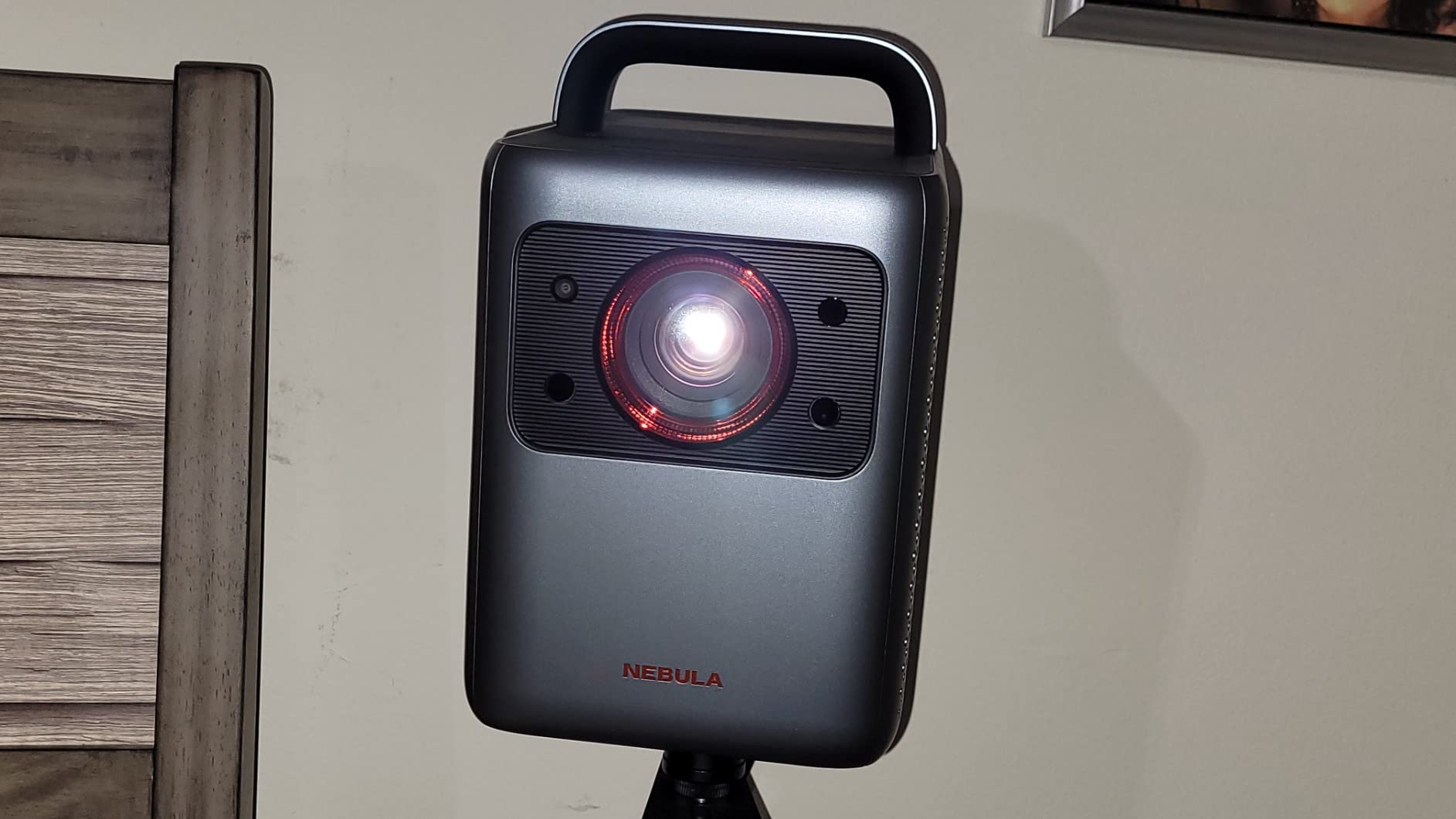 Anker Nebula Cosmos 4K SE Smart Projector, Nebulamaster, High-Brightness with Dolby Vision, 200 inch Screen, 1800 ANSI Lumens, HybridBeam, Enhanced Image Quality, GTV, Portable, for Gaming, Home, and Office Use customer photo 2