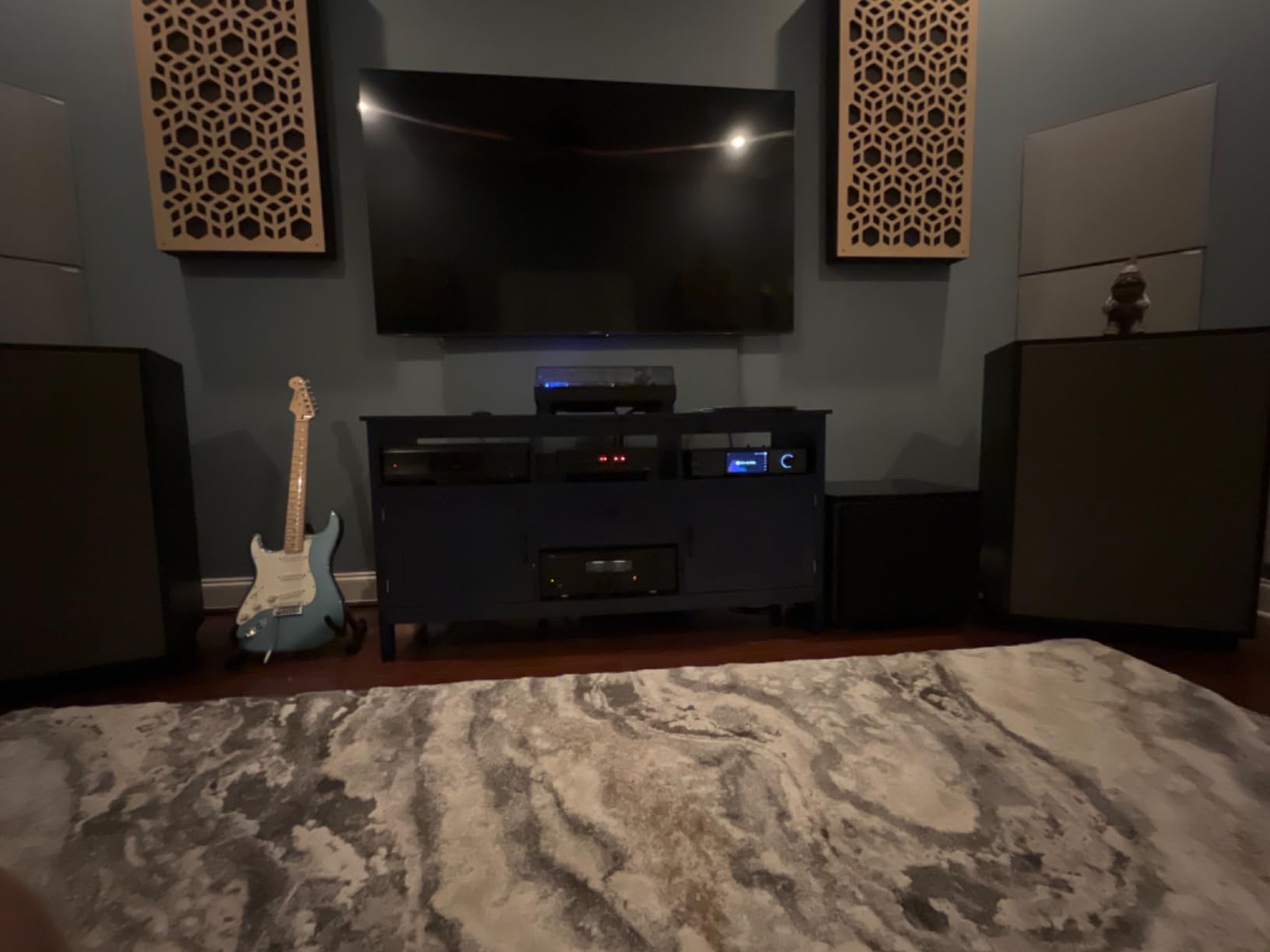 REL HT/1510 Predator 15-Inch Powered Subwoofer - Impactful Deep Bass for HiFi Home Theater, Audiophile Stereo Systems & Surround Sound. Premium High-End Subwoofer Design in Line Grained White Finish customer photo 1