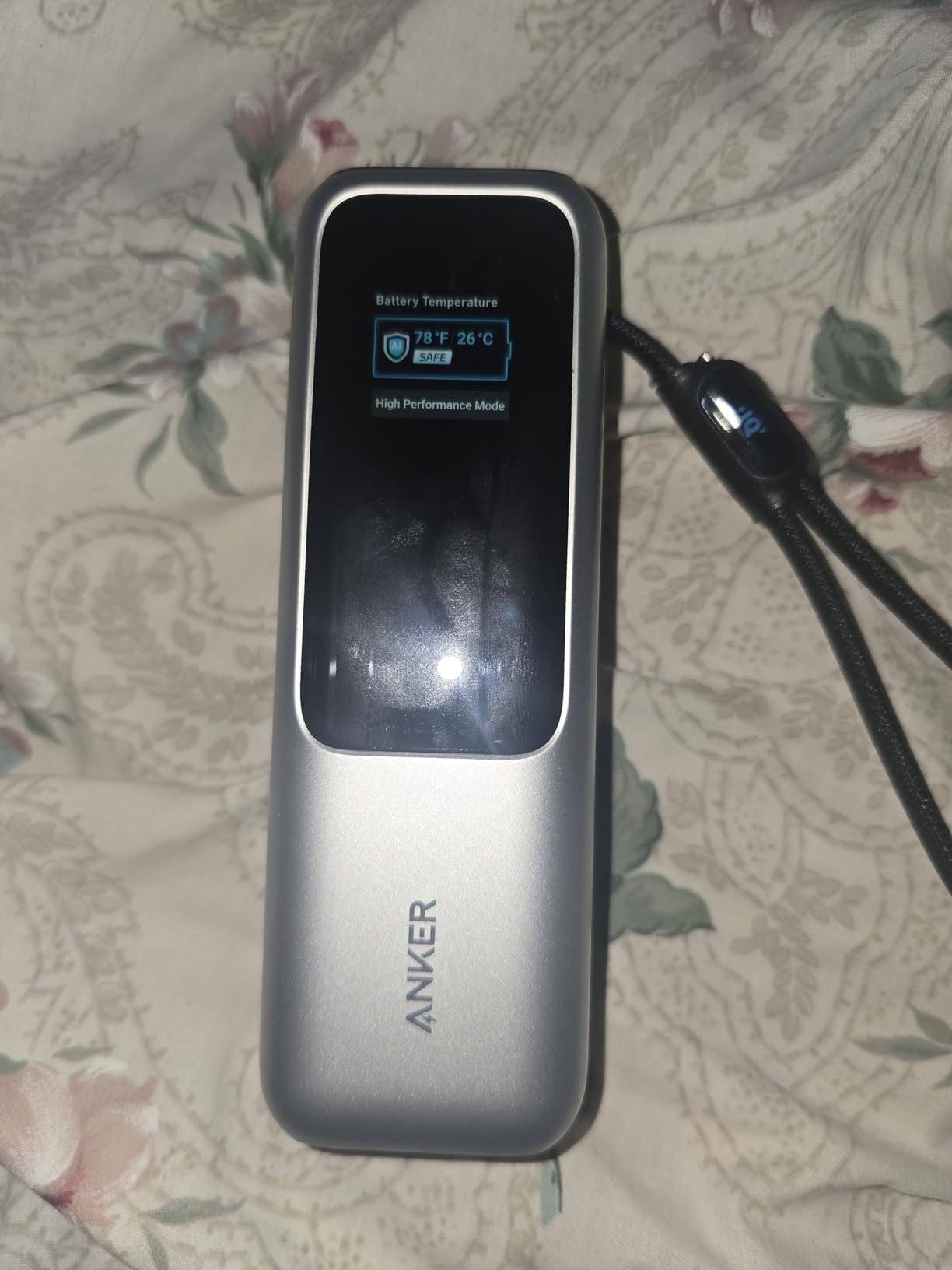 Anker Laptop Power Bank, 25,000mAh Portable Charger with Triple 100W USB-C Ports, Built-in Retractable Cables, Flight-Approved for Travel, iPhone 17/16 Series, MacBook, Samsung, and More customer photo 1