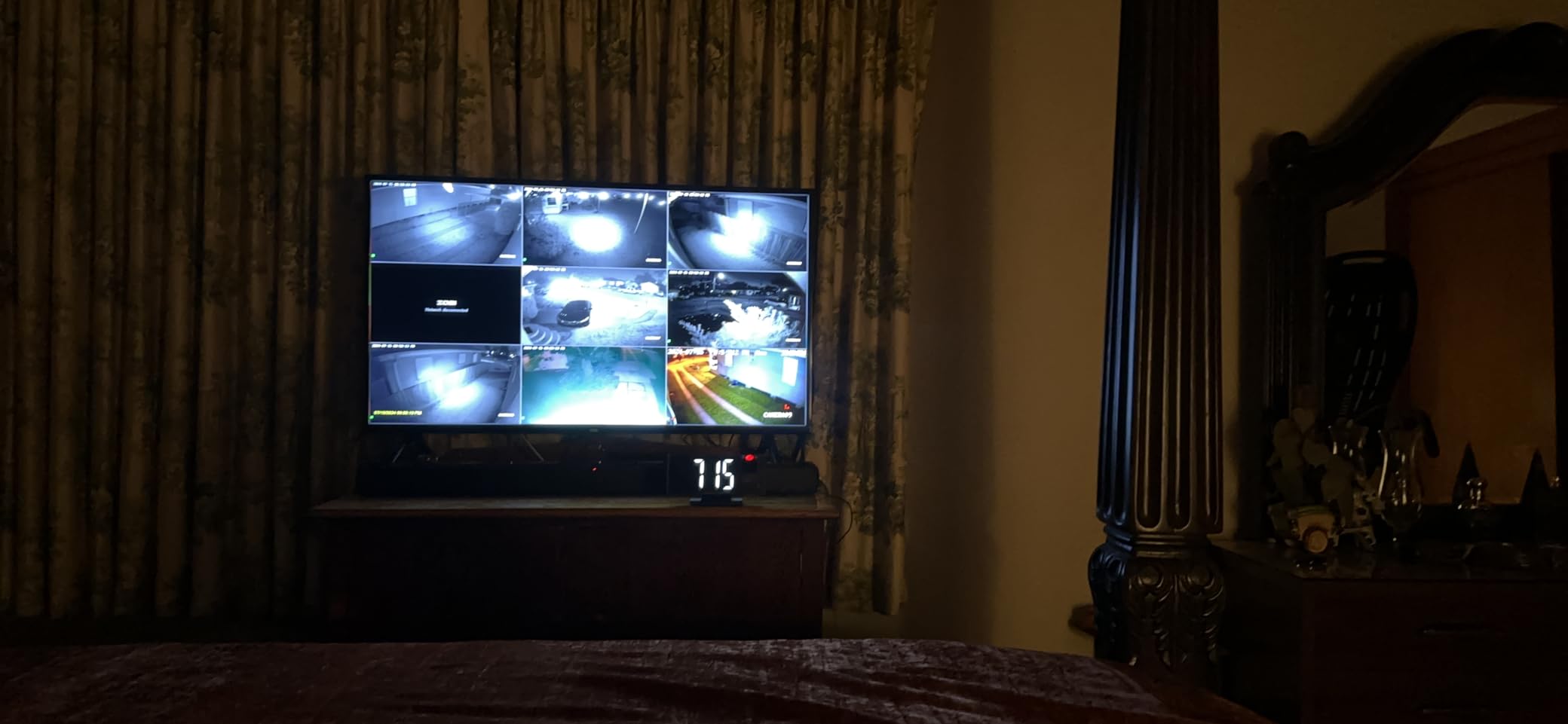 WARRKY HDMI Splitter 4K, 1x2 HDMI Display Duplicate/Mirror, HDMI Splitter 1 in 2 Out [Metal Shell, 3.3 Ft Braided HDMI Cable, LED Indicators], USB-C Powered Splitter, Black-4K@60Hz HDR customer photo 2