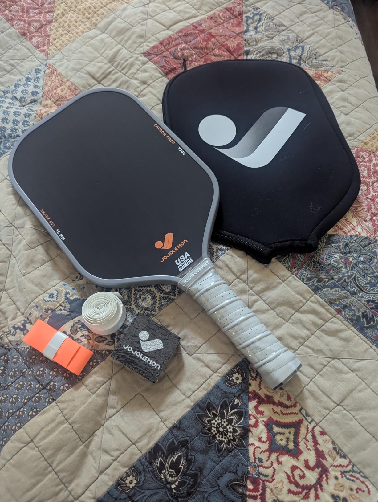 Pickleball Paddles, Carbon Fiber Pickleball Paddle with a 16mm Shark Power Polymer Core, The Pickleball Rackets Designed for Ultimate Spin & Consistency customer photo 2
