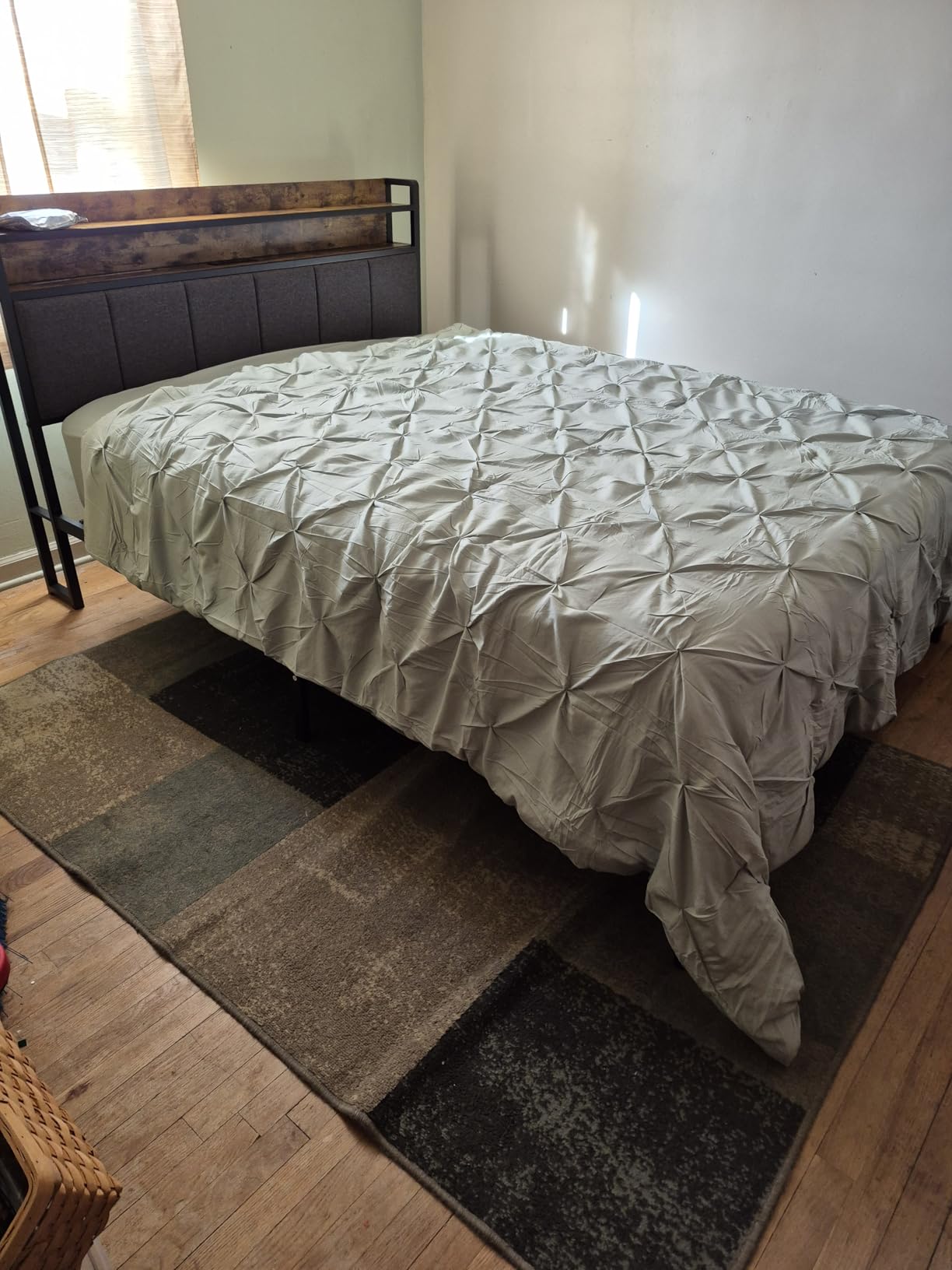 Z-hom Easy Assembly Sturdy Metal Platform Bed, Queen Size Bed Frame with Headboard & Footboard, Anti-Slip & Silent Support, No Box Spring Needed with Underbed Storage, Modern Bedroom Furniture customer photo 2