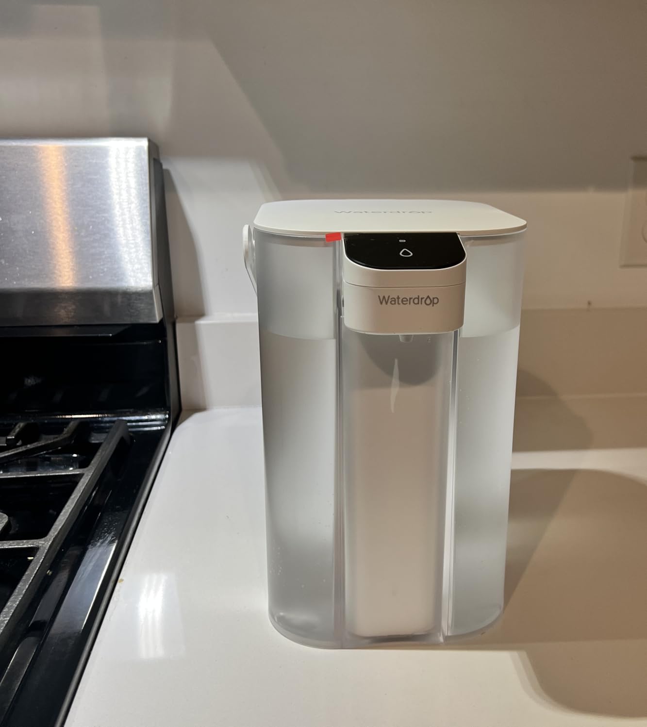 Waterdrop Electric Water Filter Pitcher, Reduce 99.6% of Lead and 45+ Impurities, 200-Gallon Rechargeable Water Dispenser, Instant 15-Cup Countertop System, NSF/ANSI 401&53&42&372, Does not Lower TDS customer photo 1