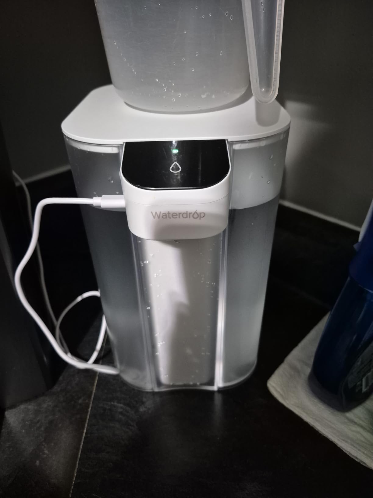 Waterdrop Electric Water Filter Pitcher, Reduce 99.6% of Lead and 45+ Impurities, 200-Gallon Rechargeable Water Dispenser, Instant 15-Cup Countertop System, NSF/ANSI 401&53&42&372, Does not Lower TDS customer photo 2