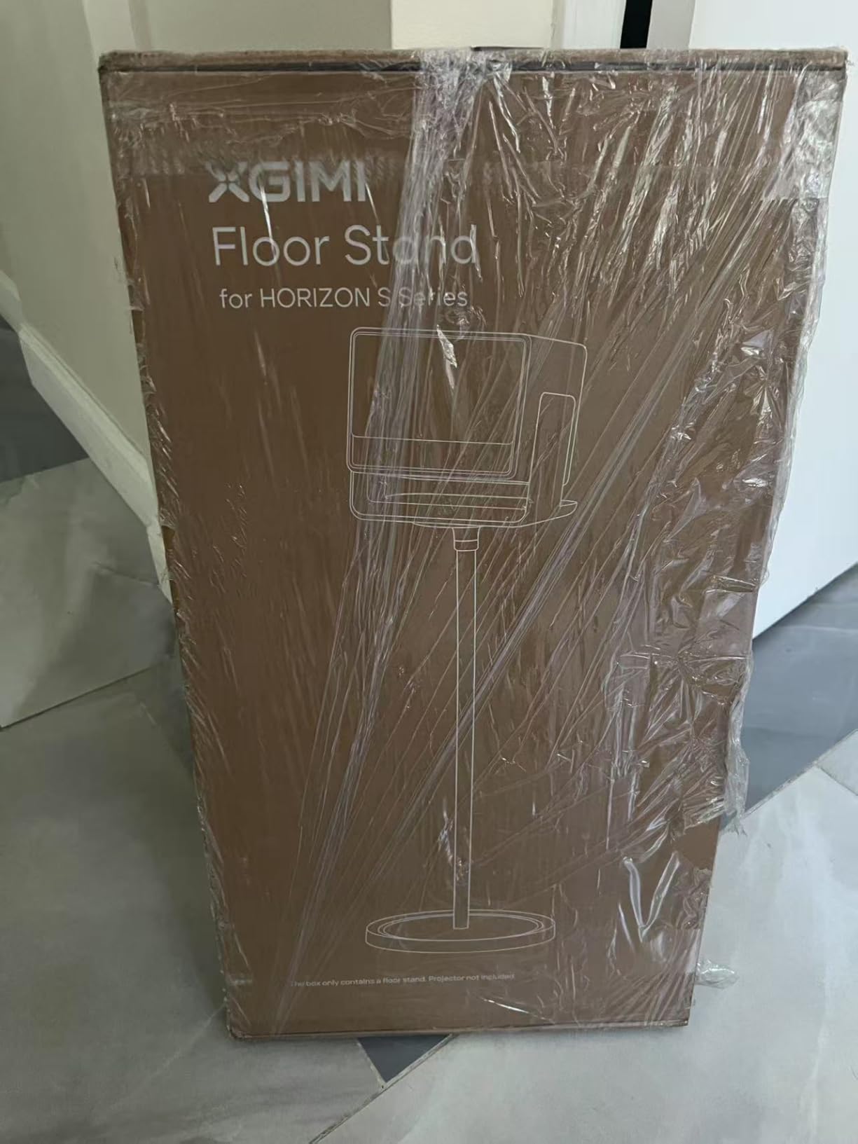 XGIMI HORIZON S Pro 2024 NEW 4K Projector, Dolby Vision, 1800 ISO Lumens, 110% BT.2020, Built-in Flexible Stand, Intelligent Screen Adaption, 2 x 12W Harman Kardon customer photo 1