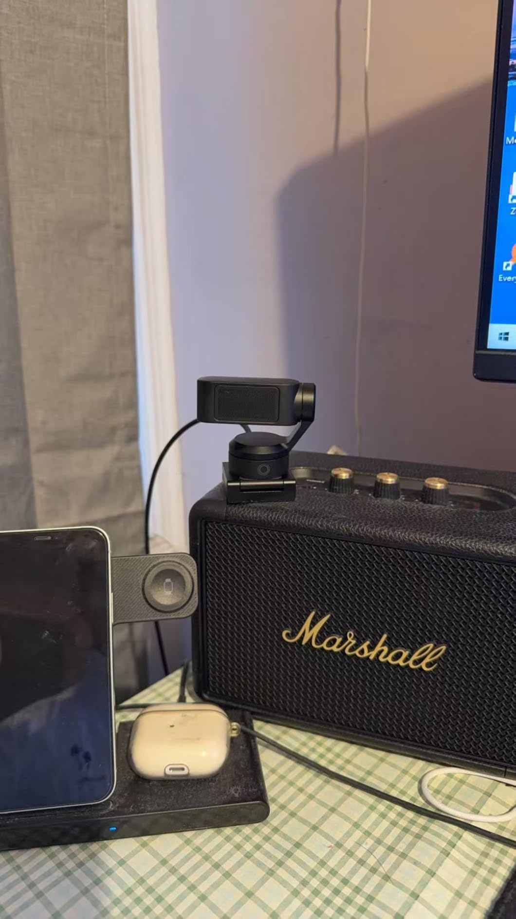 Insta360 Link 2 - PTZ 4K Webcam for PC/Mac, 1/2