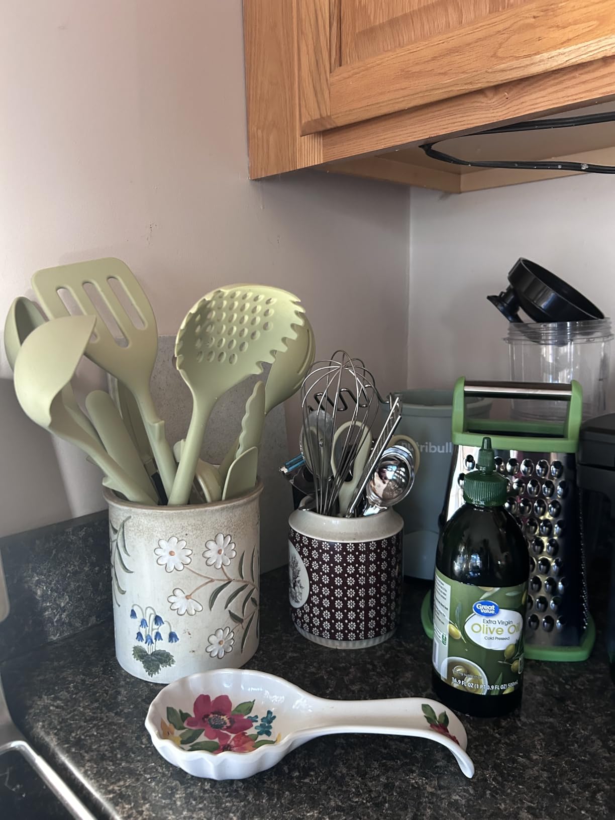 Kikcoin 43Pcs Large Kitchen Utensils Set - Silicone Cooking Utensils Set, Dishwasher Safe Spatula Set for Non-stick Cookware, 446°F Heat Resistant Kitchen Utensils Set with Holder BPA Free, Grey customer photo 1