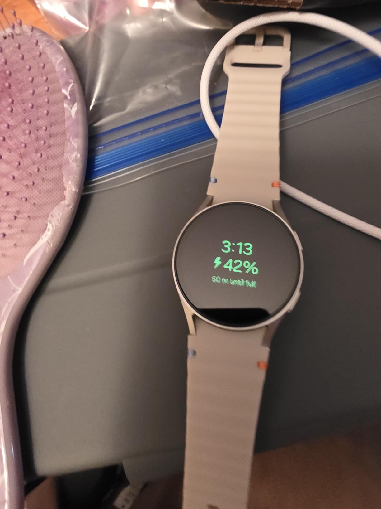 SAMSUNG Galaxy Watch 7 40mm Bluetooth AI Smartwatch w/Energy Score, Wellness Tips, Heart Rate Tracking, Sleep Monitor, Fitness Tracker, 2024, SM-L300NZECXAA Cream (Renewed) customer photo 2