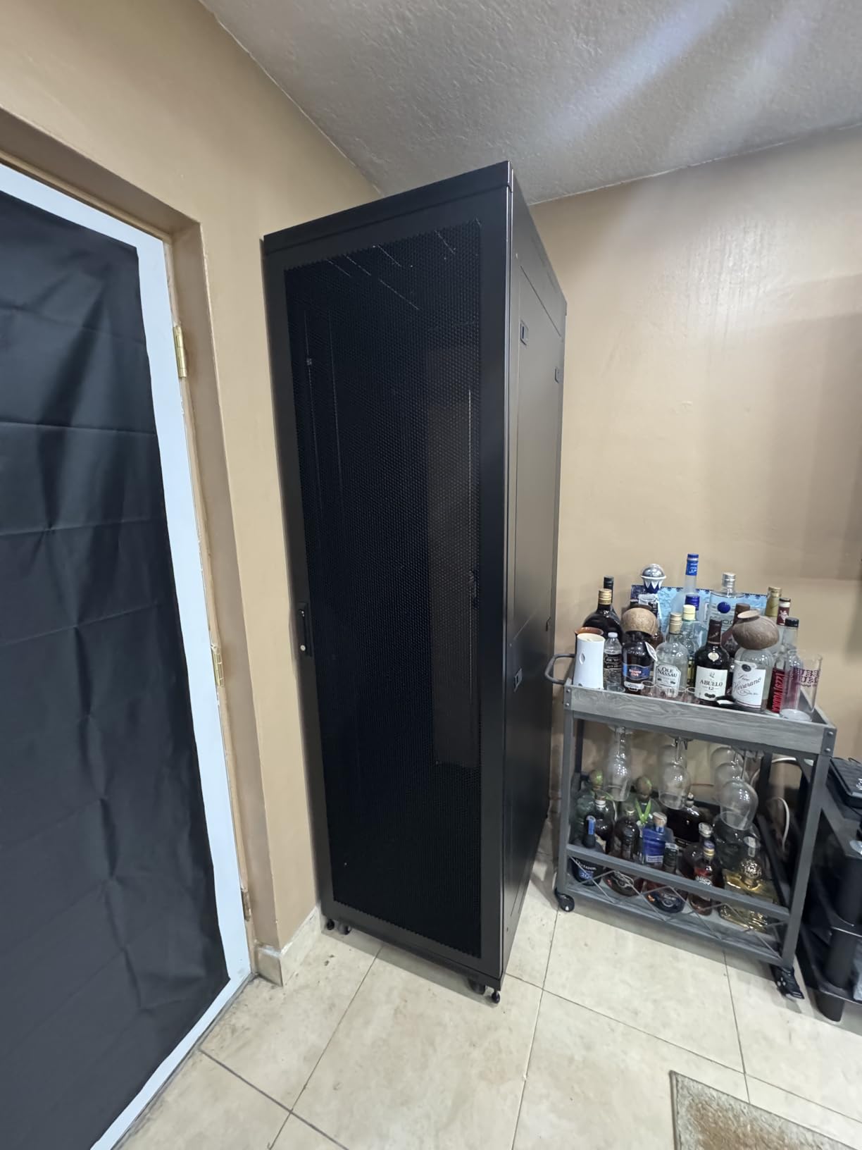 Tecmojo Network Rack Cabinet,27U Server Rack,31.5 Inch Depth,Hold Up to 1800Lbs,Lockable Cabinet with Casters and Complete Accessories,Clear Door,for Home,Office,Small Business (27U 23.6