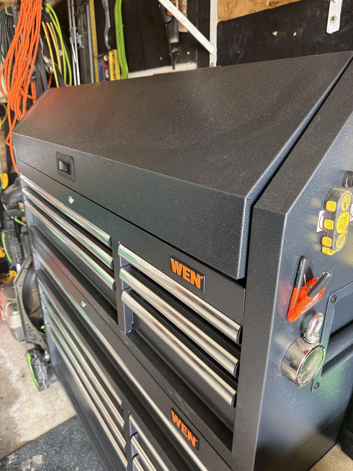 WEN 52-Inch Premium Rolling Tool Cabinet, Black, Heavy Duty 21-Gauge Powder-Coated Steel Construction, for Garage and Workshop (GG532B) customer photo 1