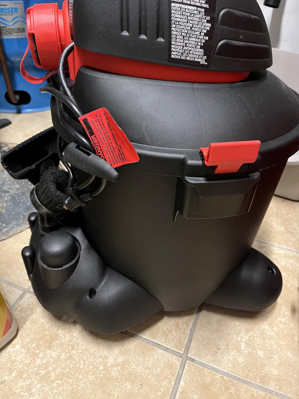 Shop-Vac 5922805 Wet/Dry Vacuum, 8 Gallon, 4.5 Peak HP, 1.25 Inch Diameter x 7 Foot Hose, 6 Foot Cord, Ideal for Jobsite, Garage, Workshop & Home customer photo 1