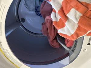 Kenmore 8.0 cu. ft. Front Load Electric Dryer with Wrinkle Guard & Accela Steam to Reduce Wrinkles, Static & Odors - Smart Sensor Drying - LED - ENERGY STAR Certified - Metallic Silver customer photo 2