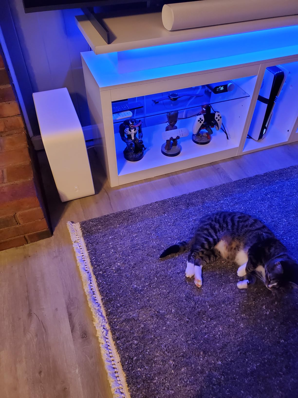 Sonos Sub 4 - Wireless Subwoofer - Black customer photo 2