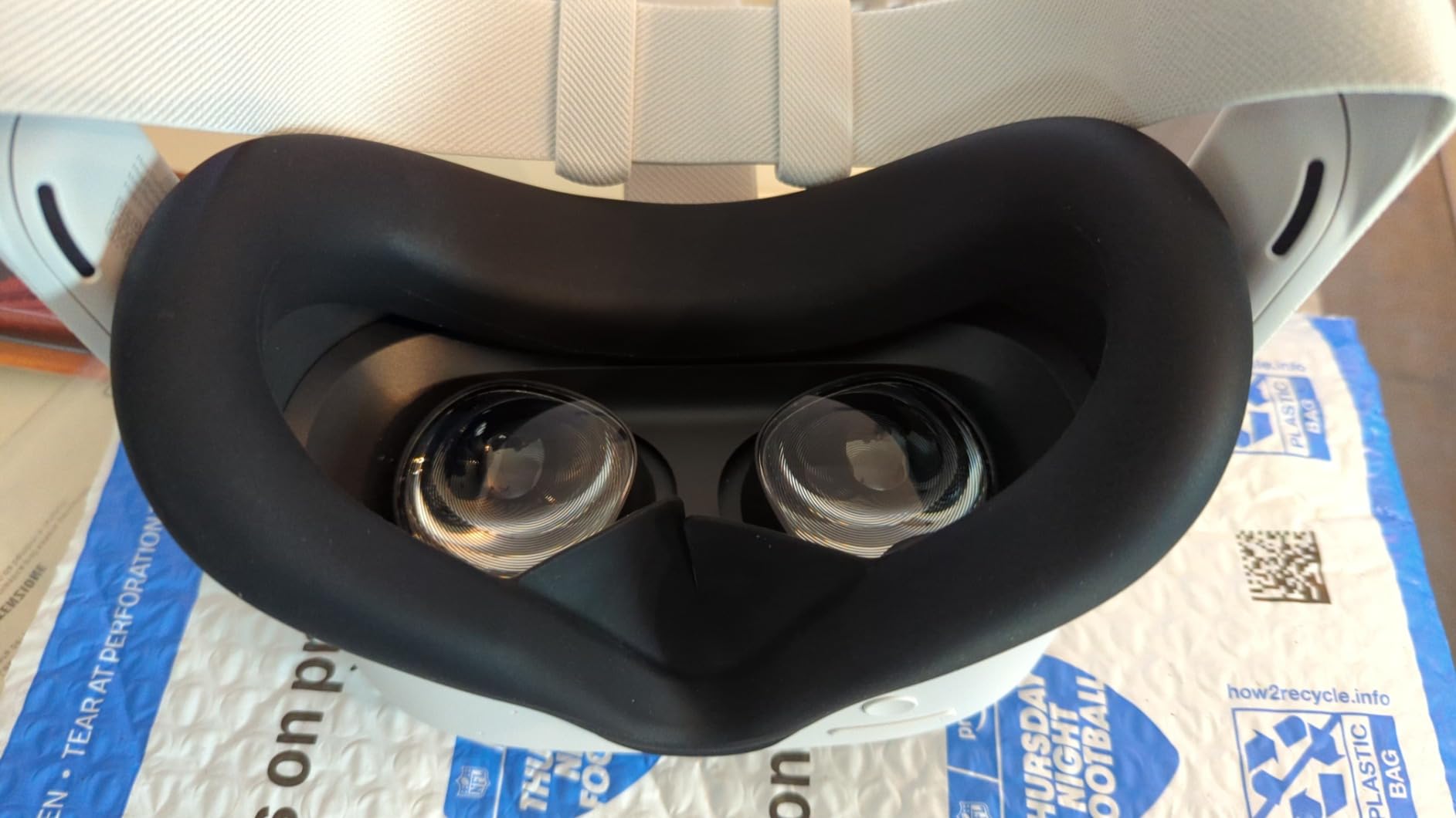 APEXINNO Silicone Face Pad Cover Compatible with Meta Quest 3S Accessories, Face Cushion Cover and Anti-Leakage Nose Pad Compatible with Oculus Quest 3S Original VR Headset, Soft, Durable, Washable customer photo 2