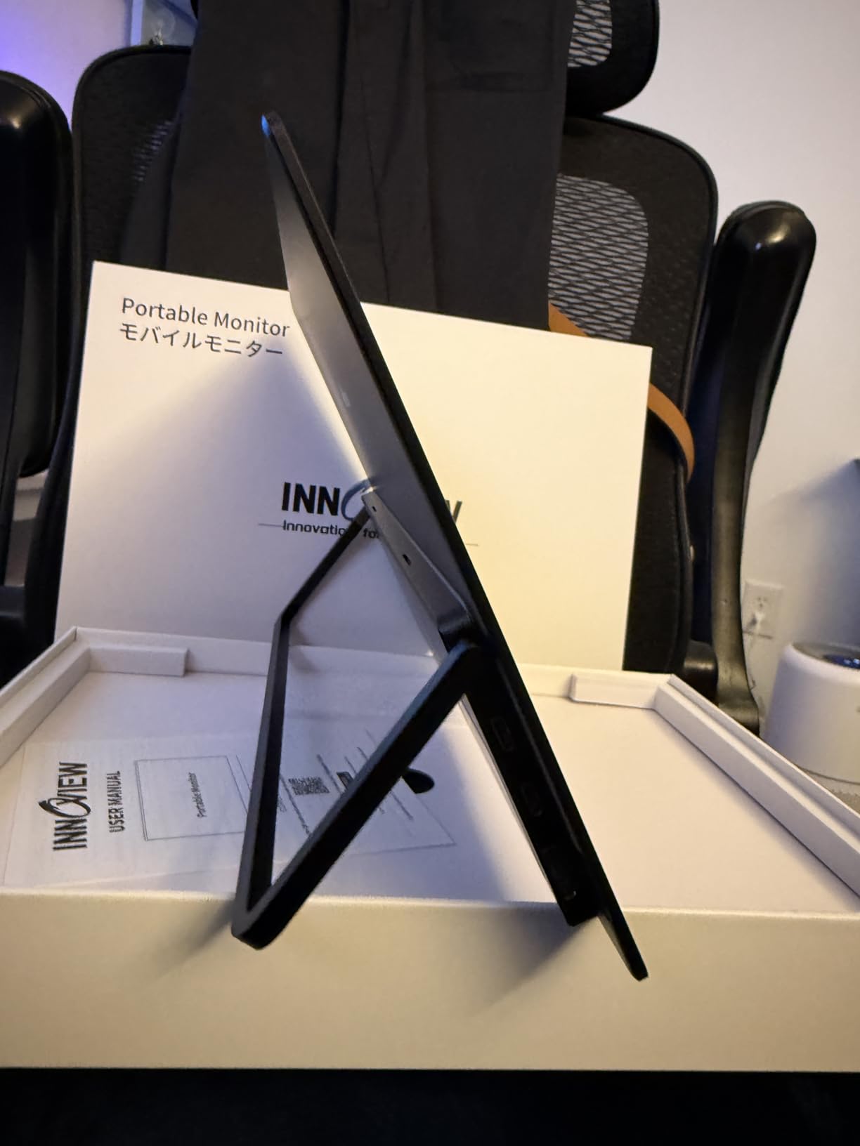 InnoView 14 Inch OLED Portable Monitor 4k UHD 3840x2400 Portable Monitor 100% DCI-P3 | 100000:1Contrast | Built-in Speakers customer photo 1