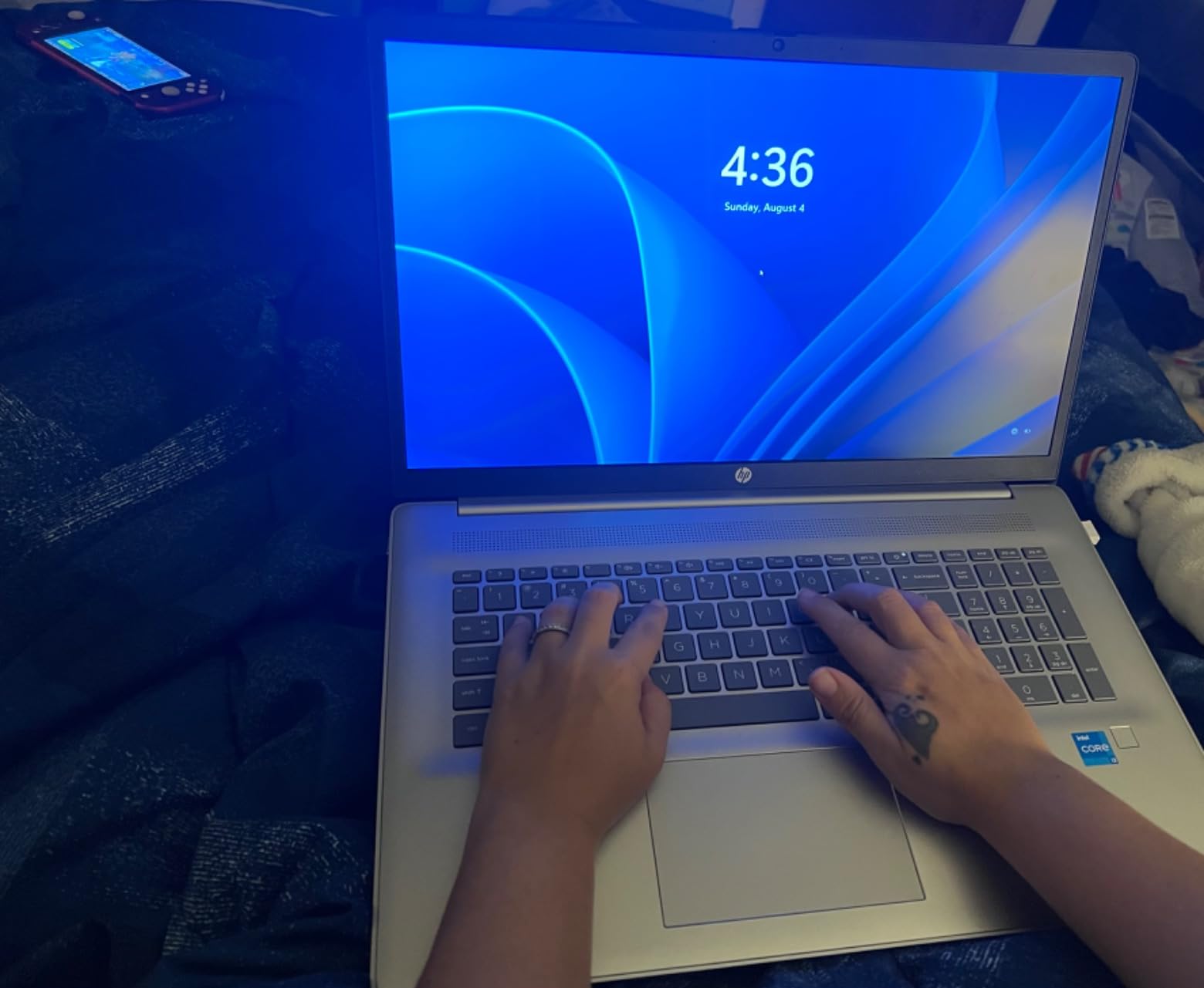 HP 17inch Laptop - Intel i3-N305 Beat i7-1165G7 - 32GB RAM - 1TB SSD - Windows 11 - HD+ IPS Display - Computadoras Portatil Laptop - Microsoft Copilot - 10Hours Battery Life - School Student customer photo 1