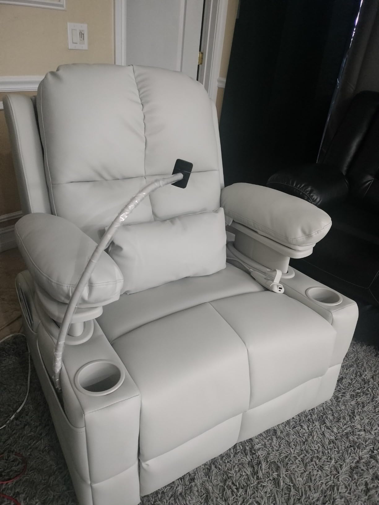 MAMAZING Lullapod Pro Oversized Rocking Chair Nursery with Adjustable Armrests, Electric Glider Nursing Chair for Breastfeeding, Power Swivel Recliner Chairs, Oeko-TEX & FSC Certified (Off White) customer photo 1