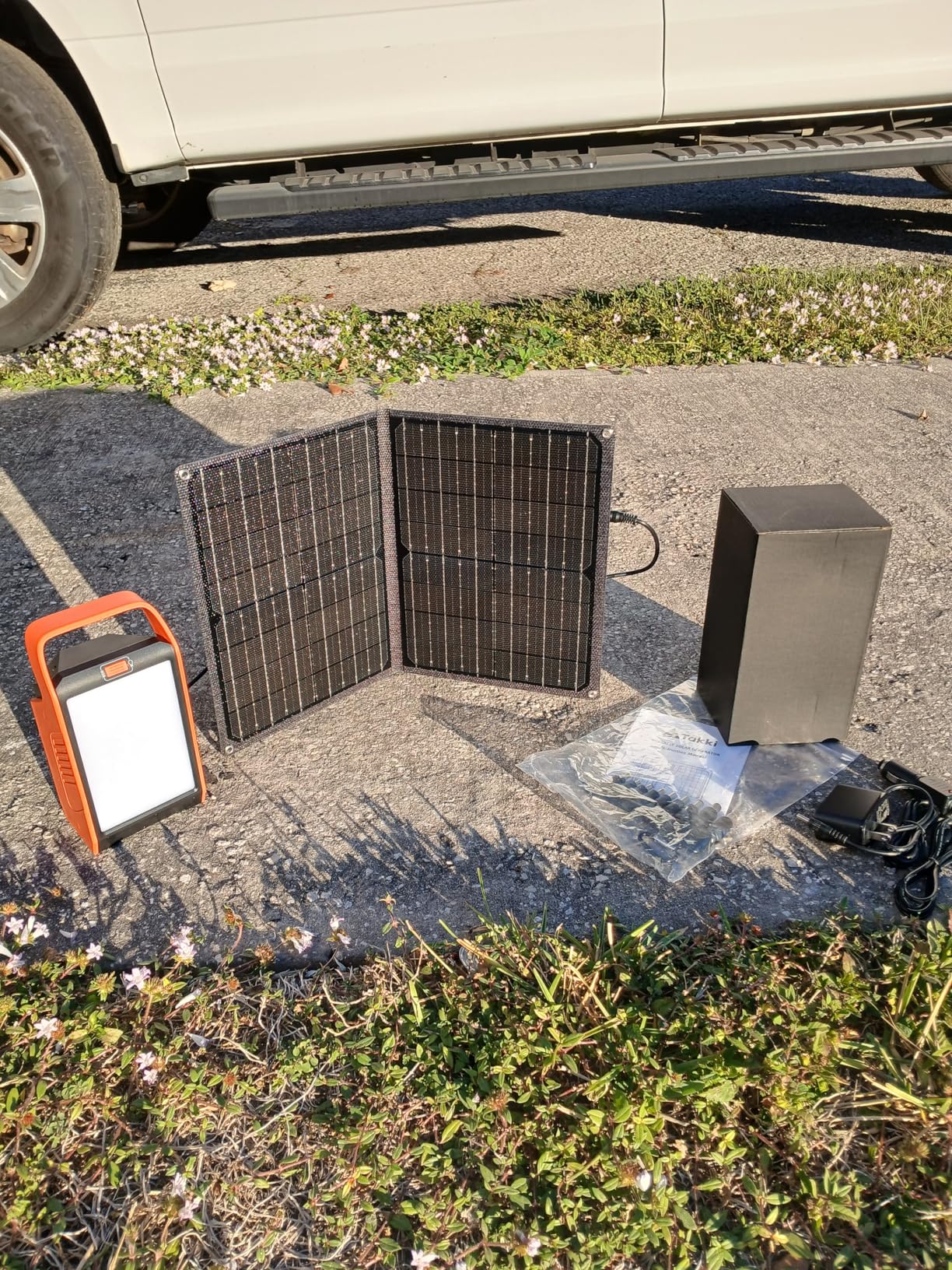Takki Solar Generator 120W Peak Portable Power Station with 21W Solar Panel 88.8Wh Battery Power Bank with 110V AC Outlet for Camping RV Tent Home Outages Emergency customer photo 2