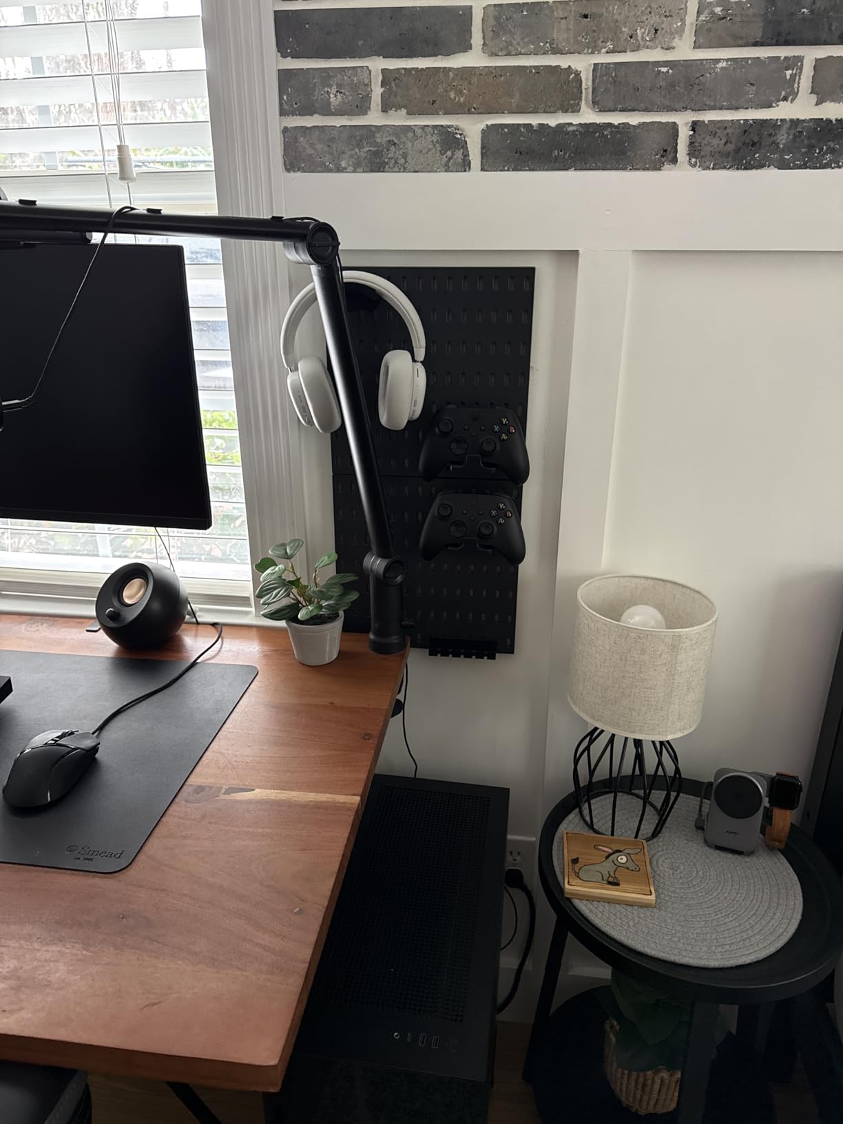 Keepo Pegboard Combination Kit, Pegboards and Accessories Modular Hanging for Gaming Setup, Gaming Station Peg Board, Gaming Organizer, Wall Game Controller Holder, Headset Stand (Black, 33 inch x 22 inch) customer photo 2