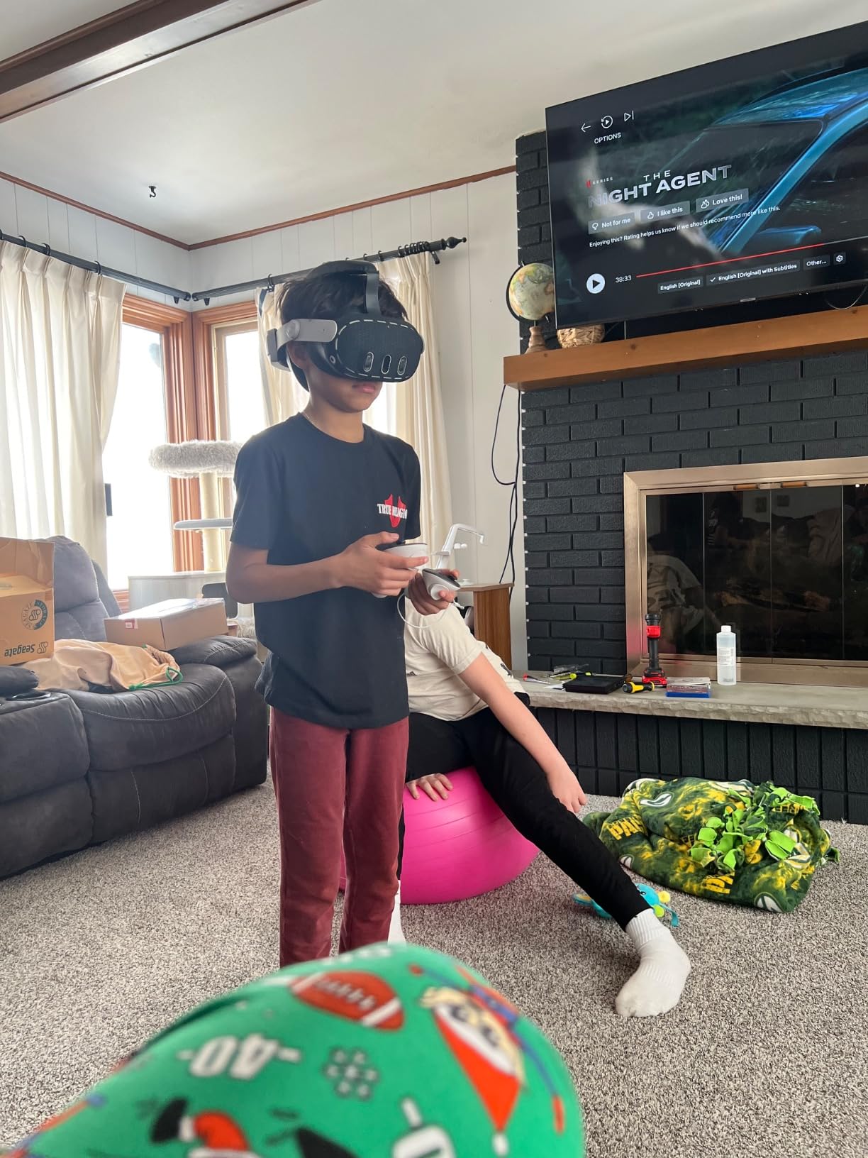 BROKELIT RGB Head Strap with Battery for Meta Quest 3S/Quest 3, 12000mAh Battery Pack for Extended 8H of Playtime, Fast Charging VR Power, Adjustable Elite Strap Enhanced Support and Balance in VR customer photo 2