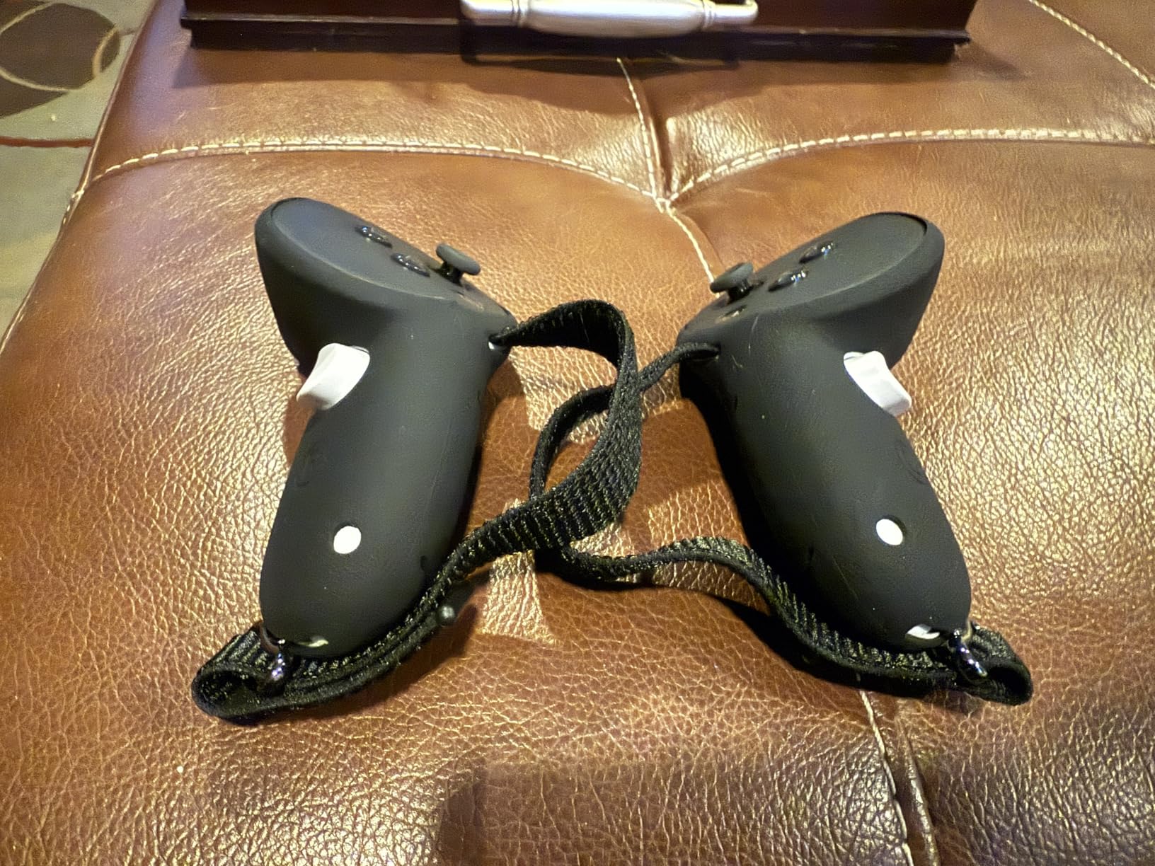 ODGG Upgraded Controller Grips Cover Compatible with Meta Quest 3S / Meta Quest 3 Accessories, with Battery Opening Cover and Adjustable Knuckle Straps Protector customer photo 1