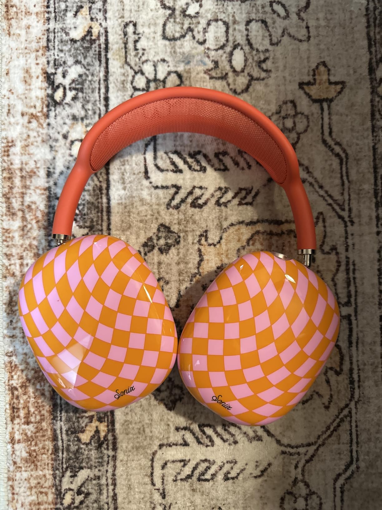 Apple AirPods Max - Orange (Renewed) customer photo 1