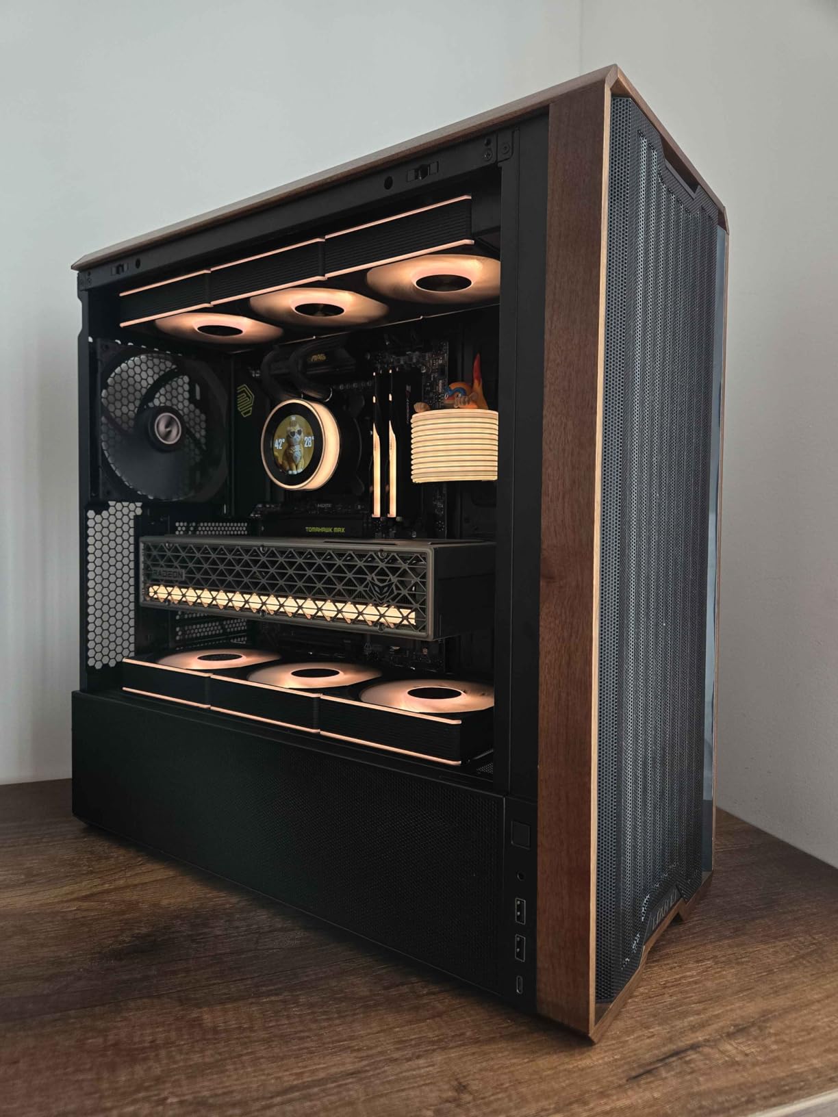 Lian Li Strimer Wireless 16 Pin Addressable RGB Power Extension Cable customer photo 2