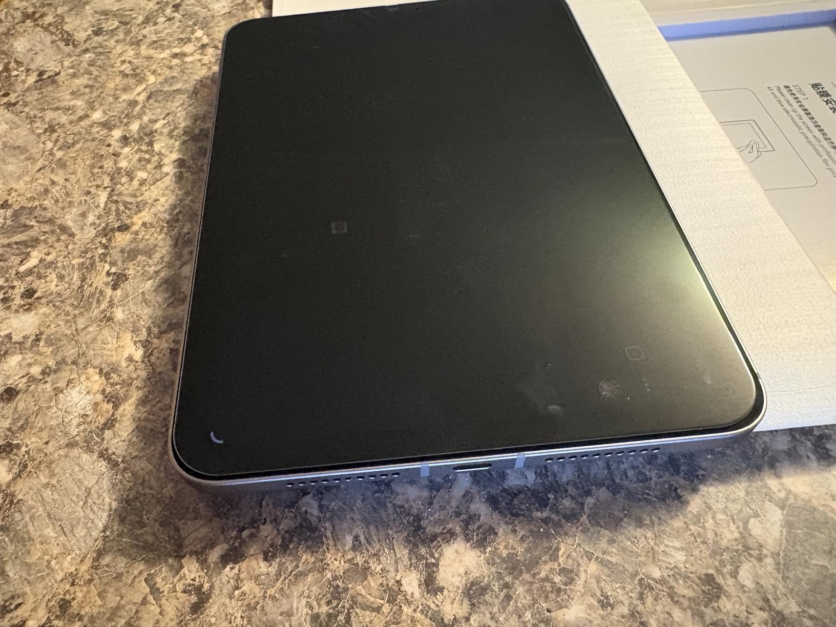 iPad mini (A17 Pro): Apple Intelligence, 8.3-inch Liquid Retina Display, 256GB, Wi-Fi 6E + 5G Cellular, 12MP Front/12MP Back Camera, Touch ID, All-Day Battery Life - Purple customer photo 2