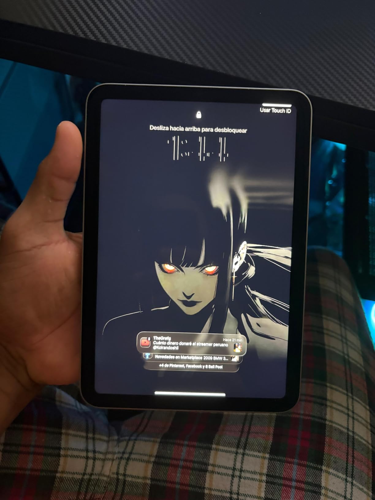 iPad mini (A17 Pro): Apple Intelligence, 8.3-inch Liquid Retina Display, 256GB, Wi-Fi 6E, 12MP Front/12MP Back Camera, Touch ID, All-Day Battery Life - Space Gray customer photo 2