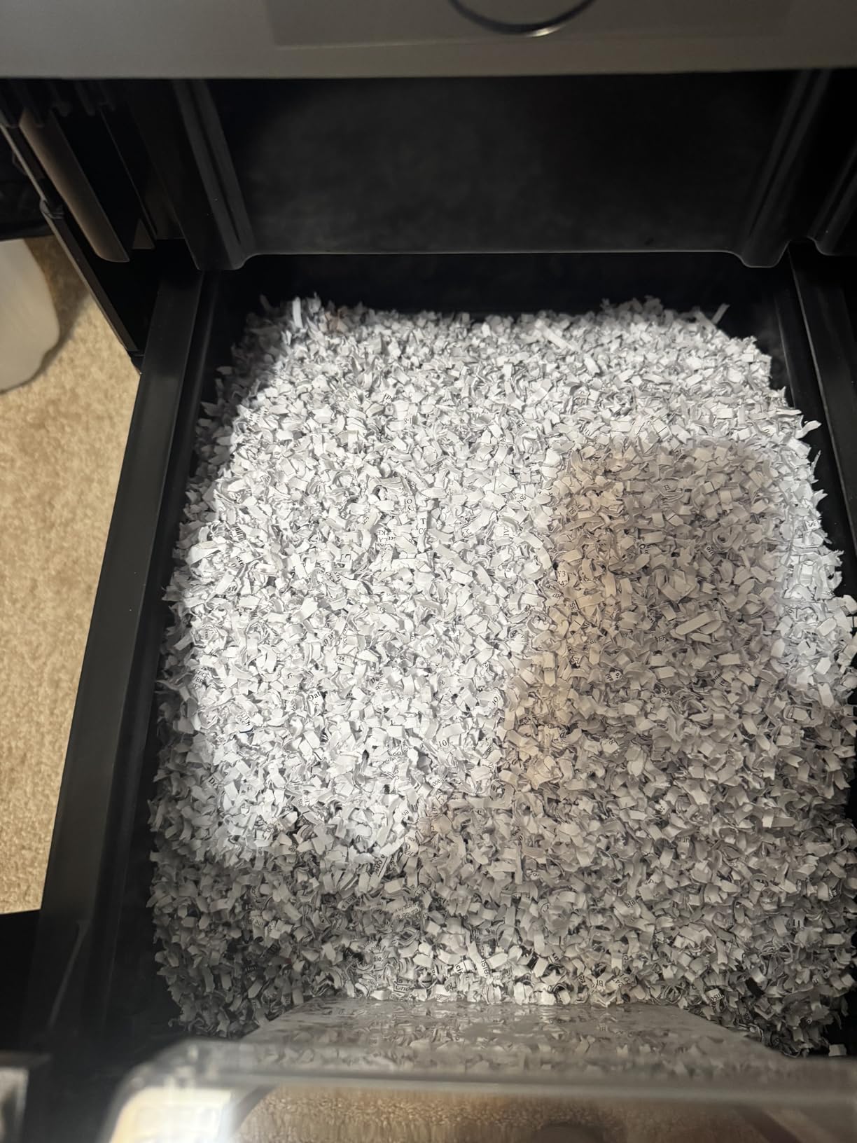 BONSEN 300-Sheet Auto Feed Paper Shredder, 60 Minutes Non-Stop Commercial Grade Heavy Duty Shredders for Office, 8.1 Gallon Micro Cut Document Shredder, P-4 Security Level, 58dB Super Quiet customer photo 1