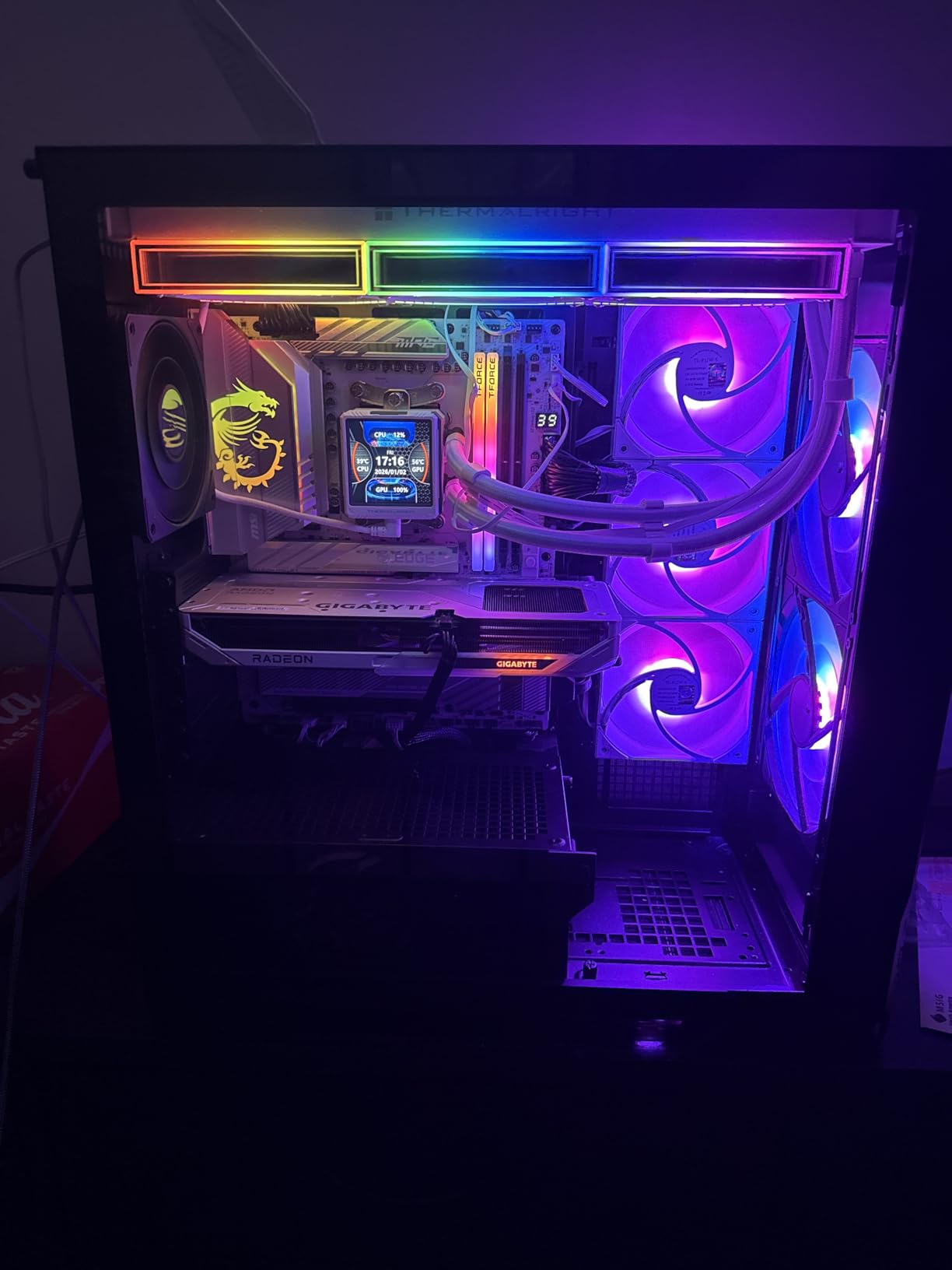 AMD RYZEN 7 9800X3D 8-Core, 16-Thread Desktop Processor customer photo 1